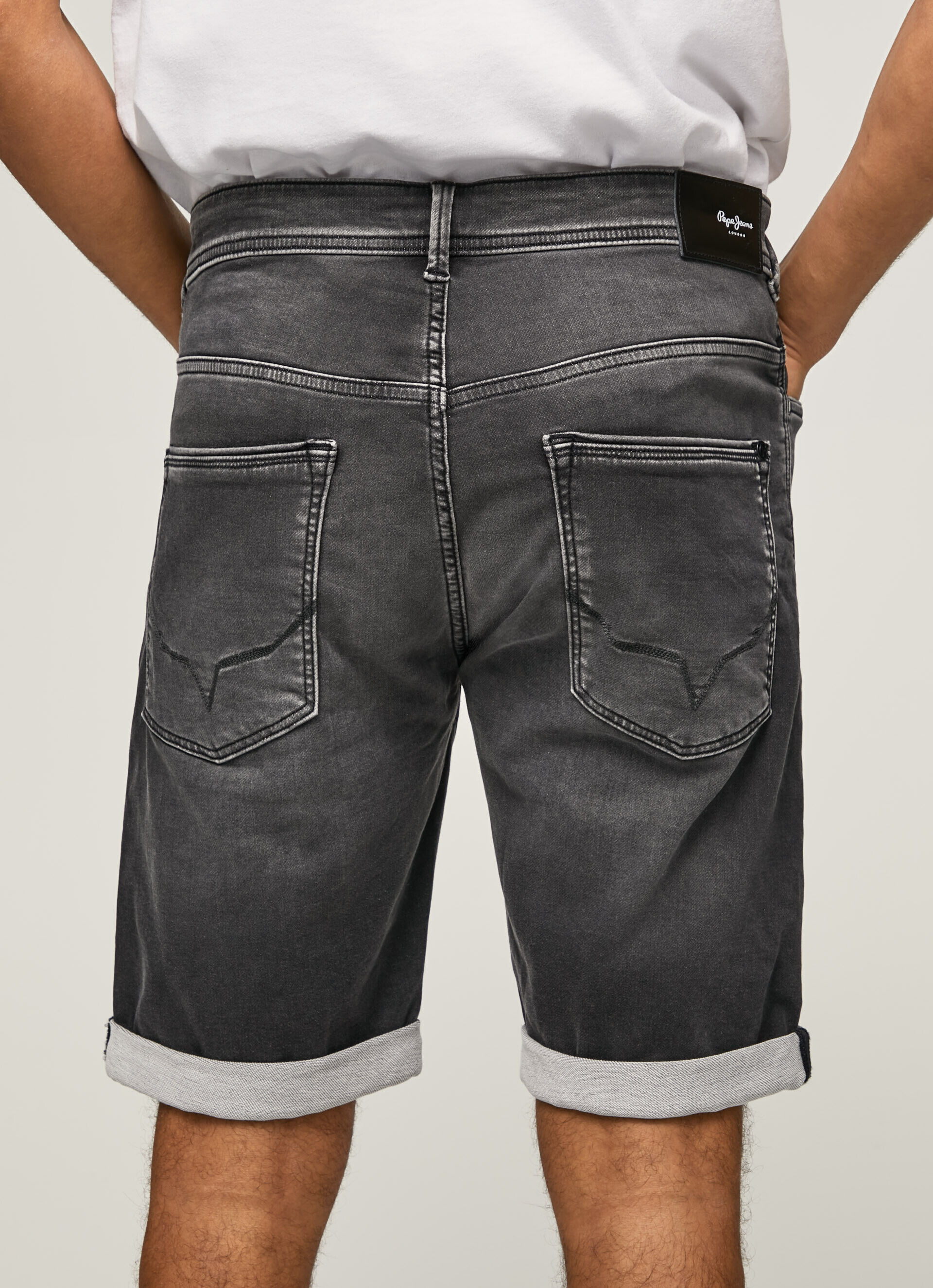 Bermuda Jack de corte regular - jeans