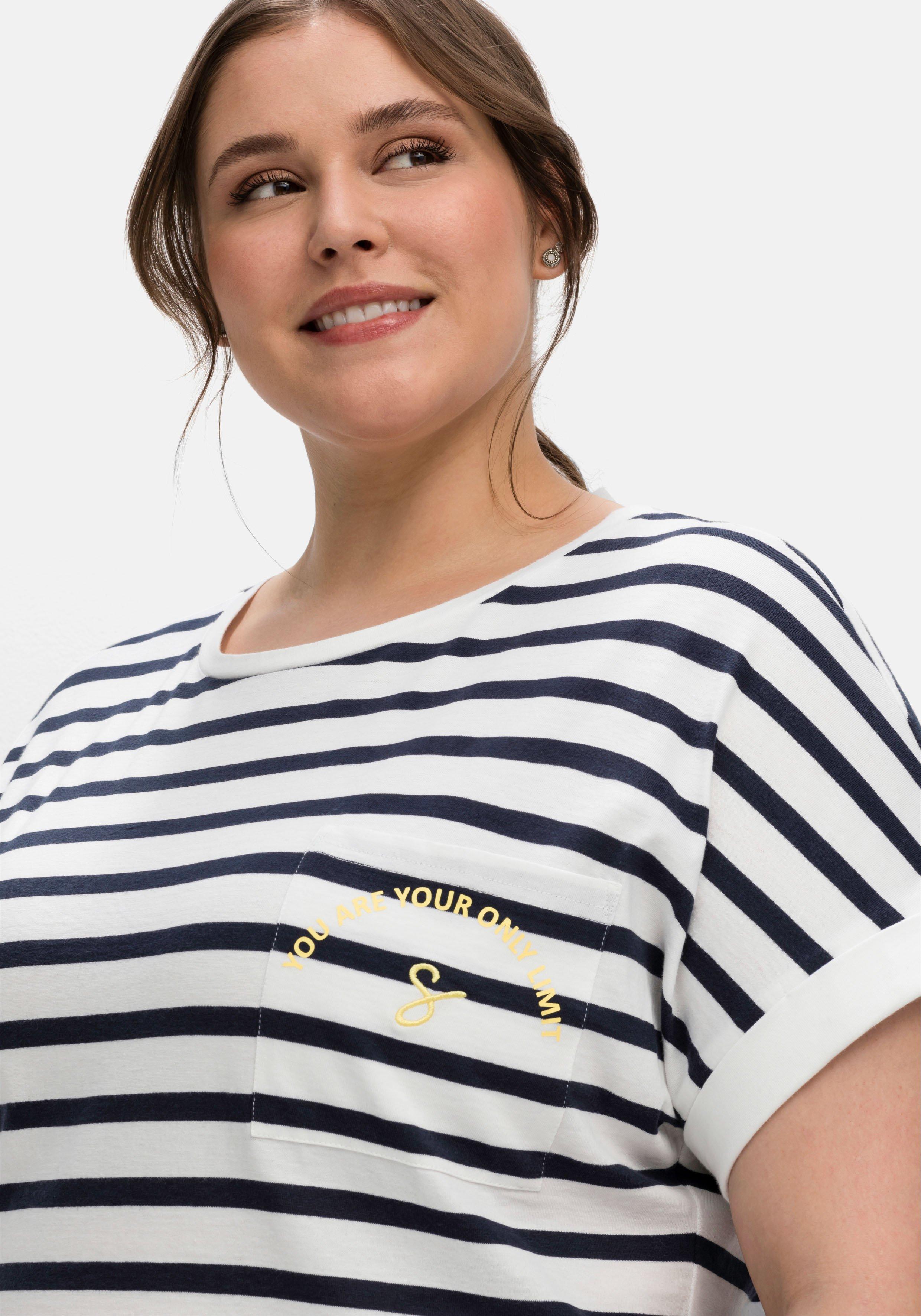 Ringelshirt mit überschnittenen Schultern