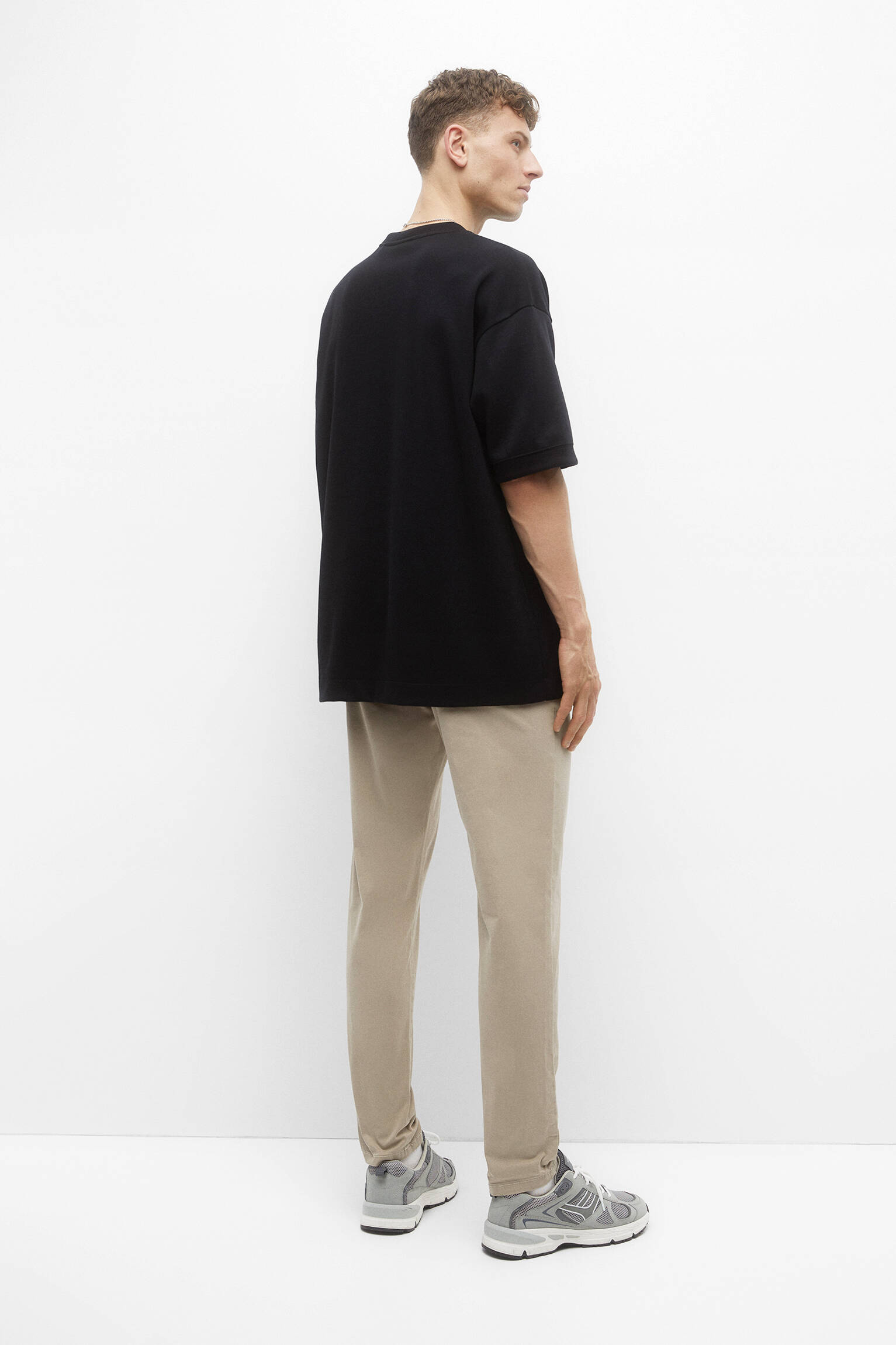 CALÇA CHINO BÁSICA - AREIA