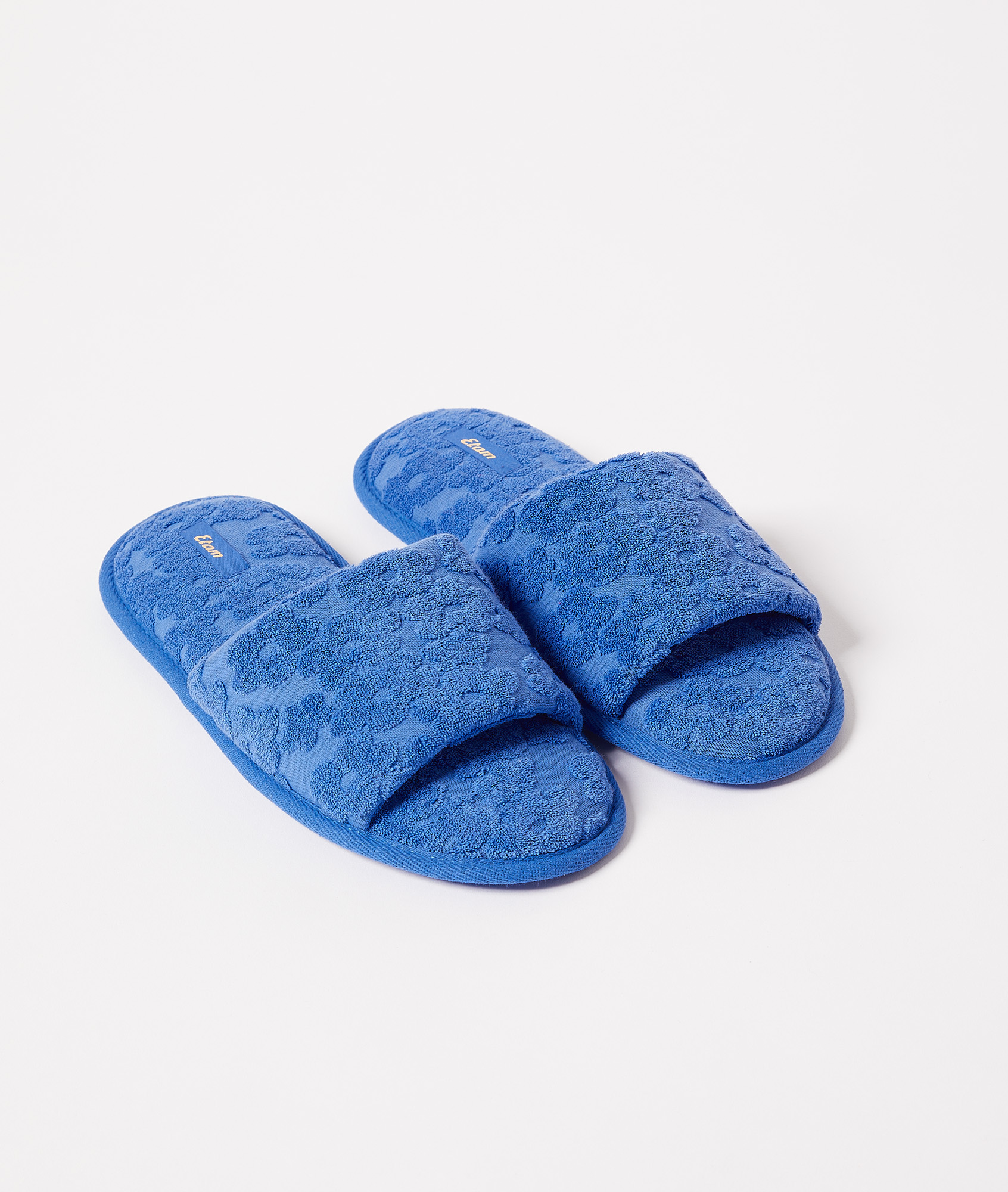 Chaussons mules ouvertes
