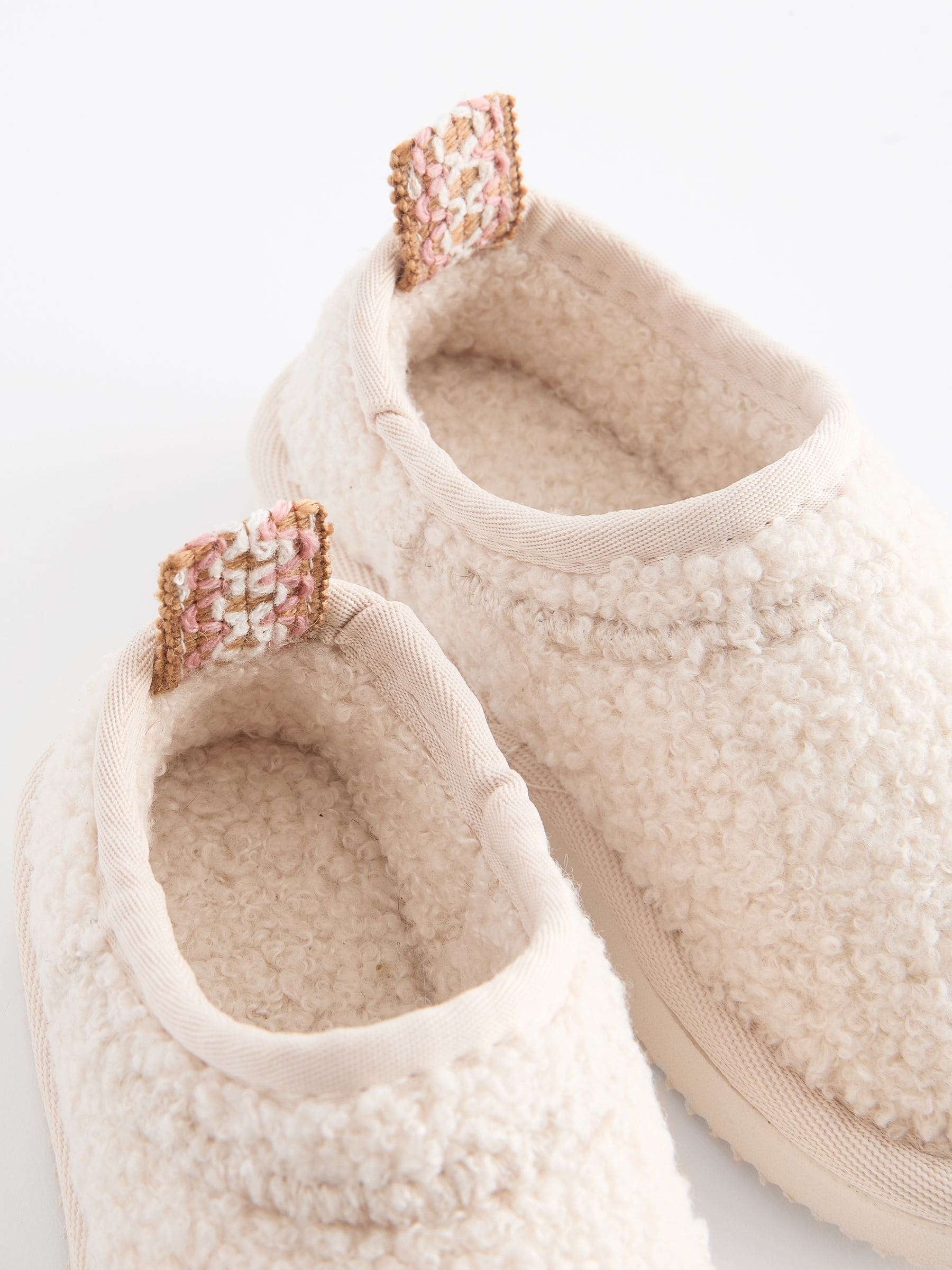 Neutraal borg - Shoot pantoffels