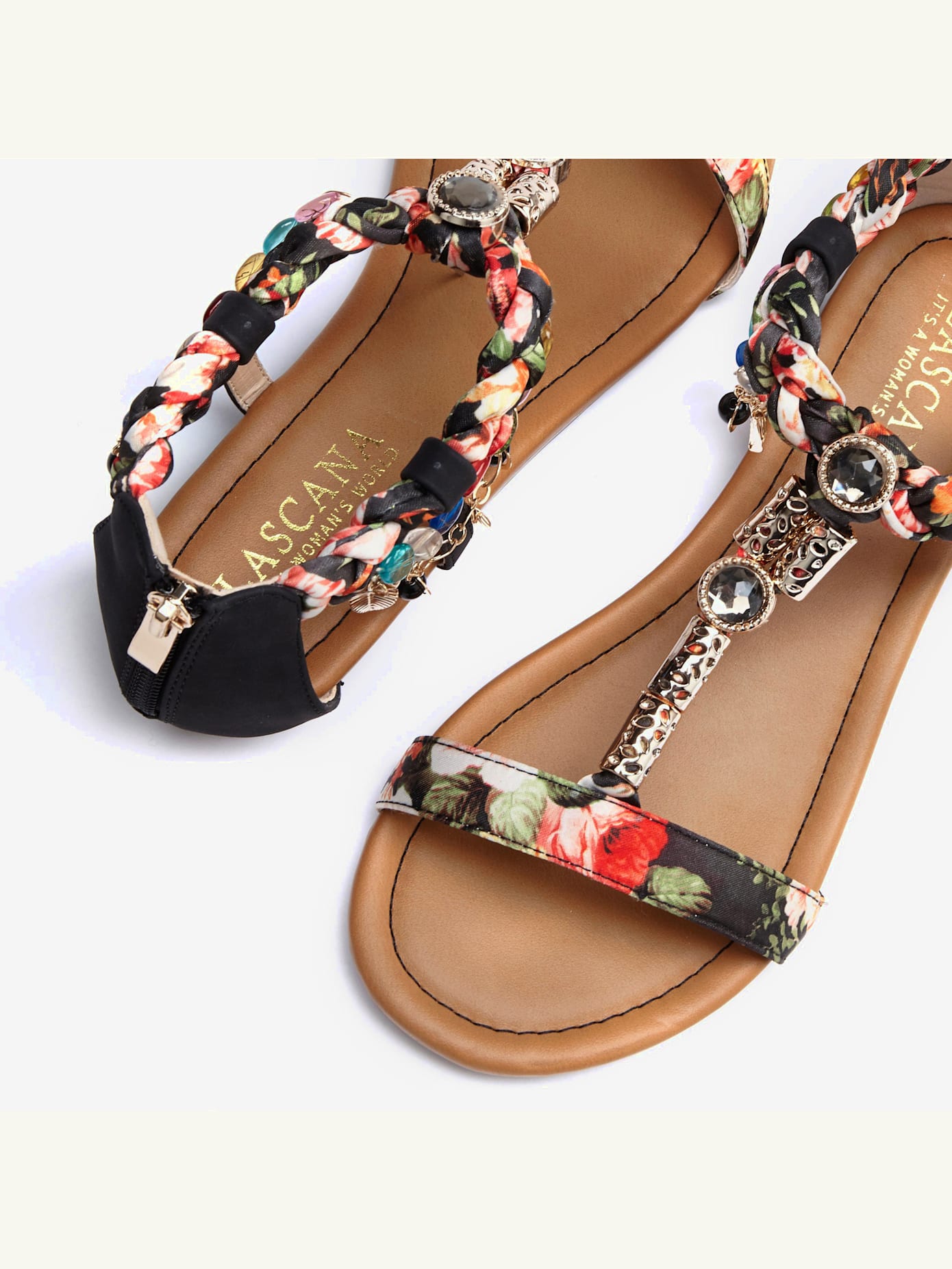 Sandales style ethnique tendance