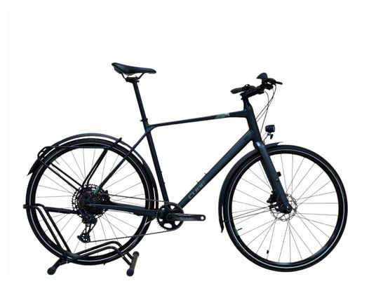 Produit reconditionné . Cube Travel Sport Sram GX 2021 . Vélo trekking . Cube . très bon état