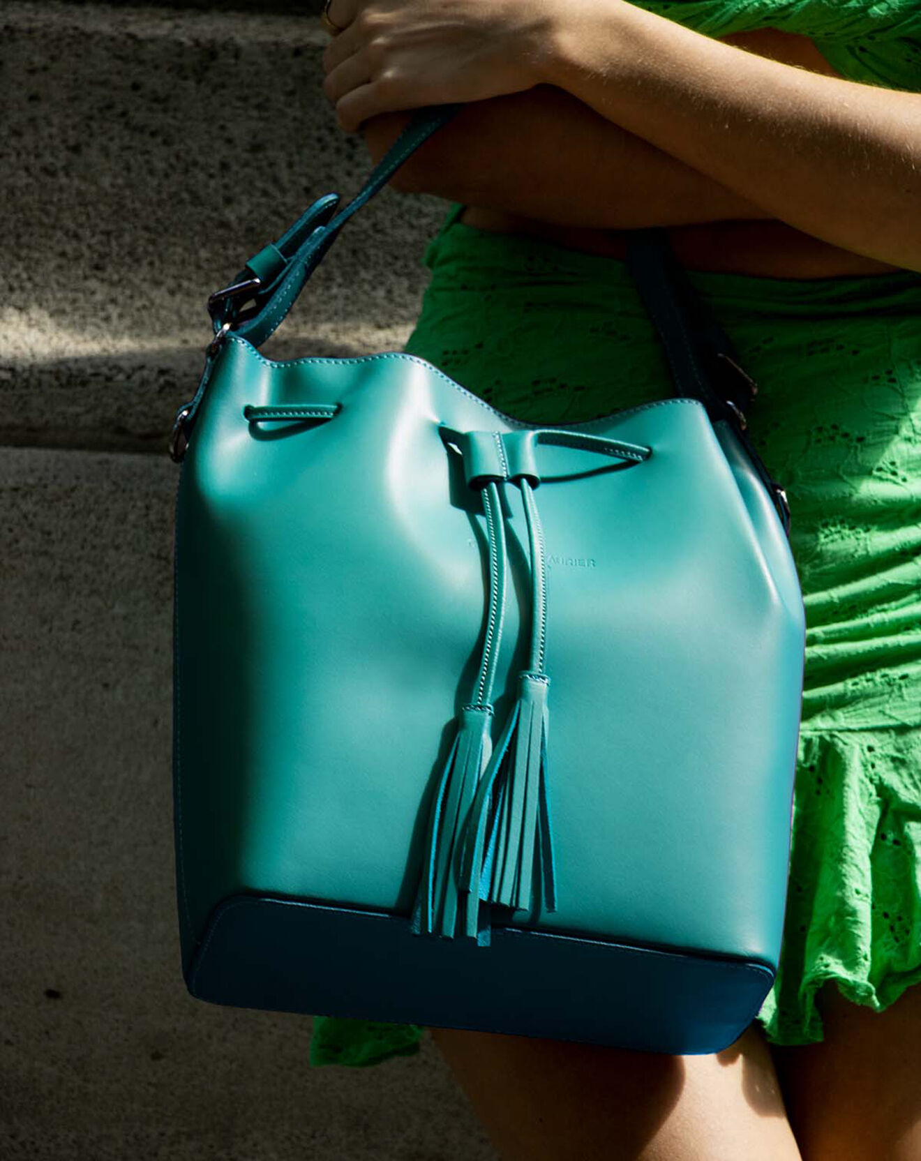 Christian Laurier Sac seau en Cuir Brigit vert - 30x13x26 cm