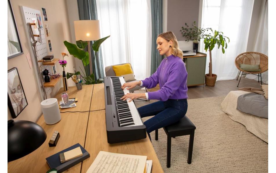 E-Piano P-145B<br>Perfekt für Anfänger mit dem Interesse am Klavierspiel