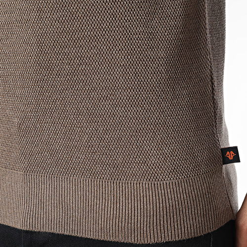 Pull AVP-183 Marron