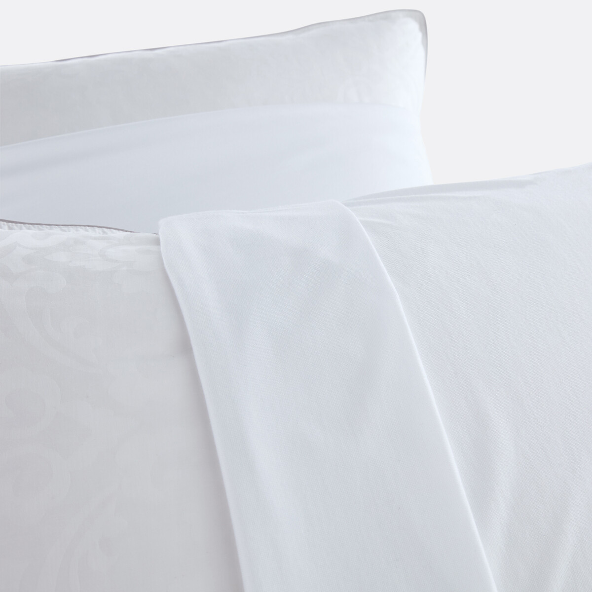 LA REDOUTE INTERIEURS<br>Fronha impermeável 100% em malha Tencel