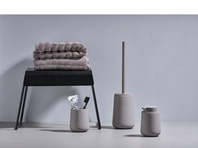 Zone Denmark Toilettenbürste Nova One Gull Grey Halterung mit Soft-Touch Oberfläche