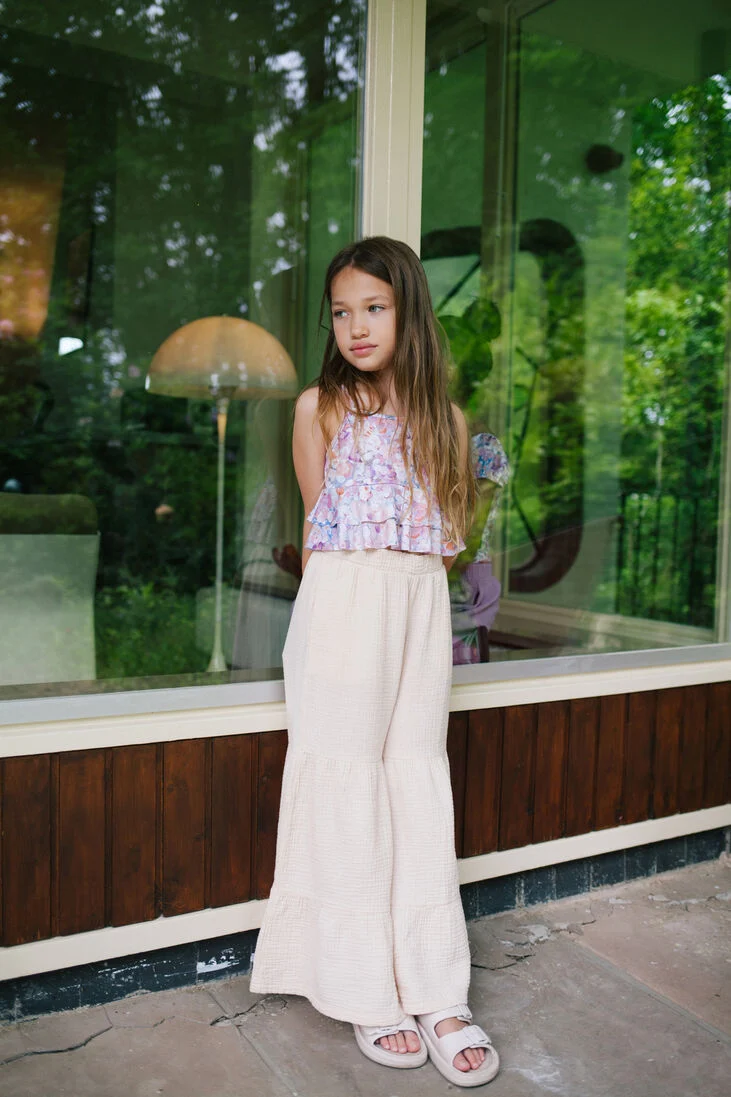 DAILY BRAT beige daily brat flared broek sheom ruffle pants
