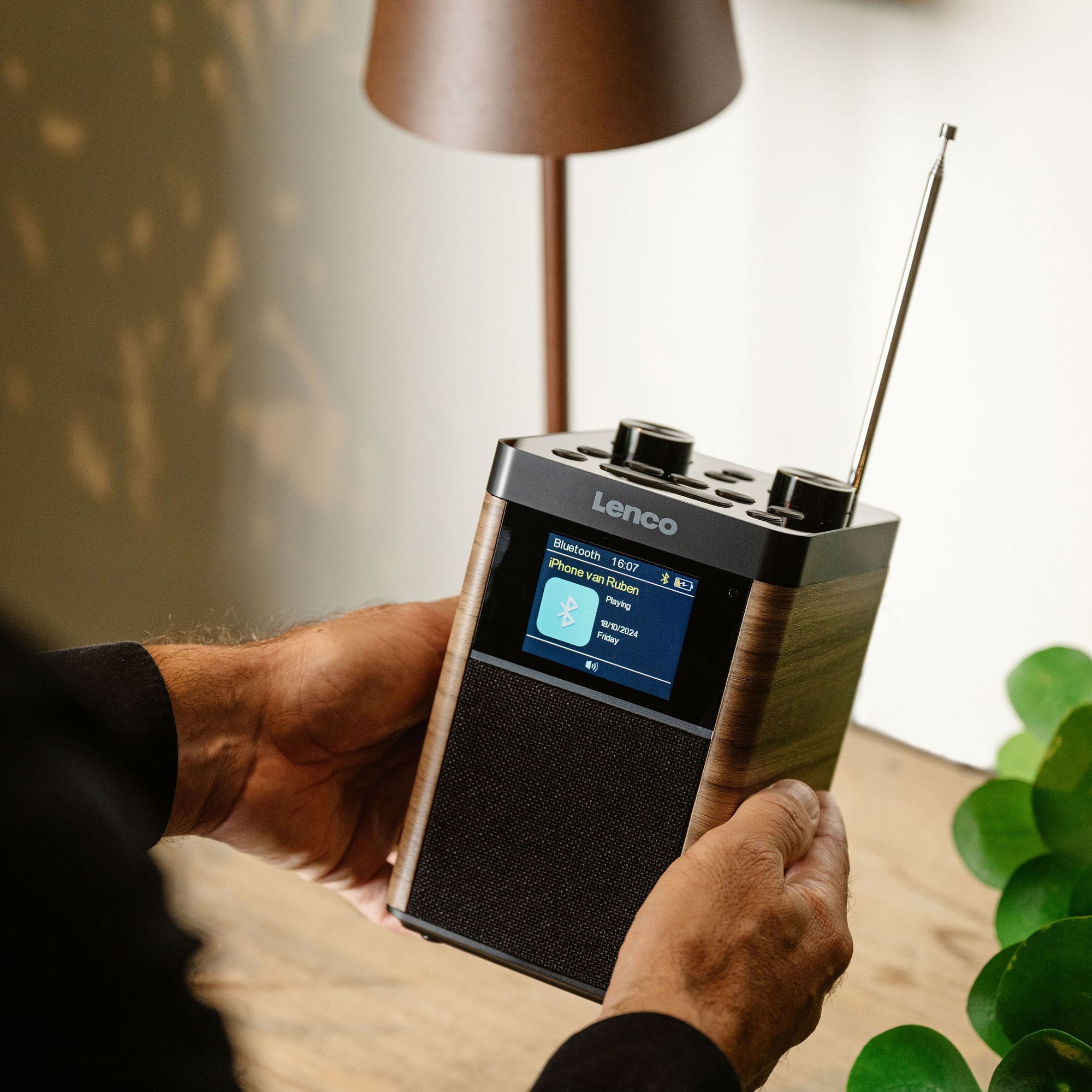 Lenco PDR-060WD Draagbare DAB+/FM Radio met Bluetooth