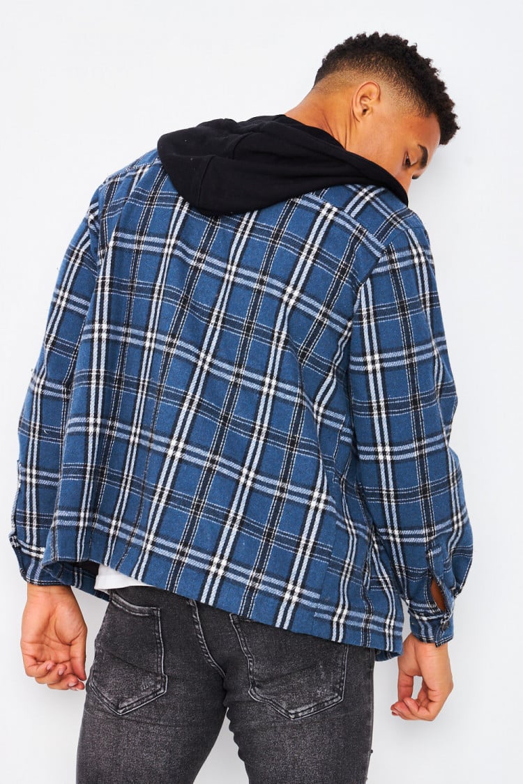 Surchemise bleue à carreaux avec capuche