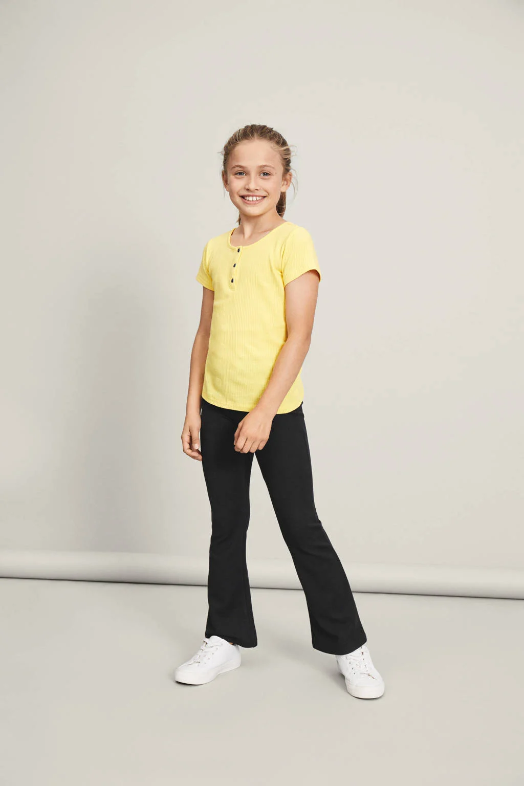 NAME IT high waist flared broek NKFFRIKKALI zwart