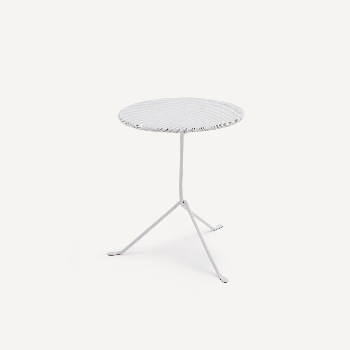 OTTO STUDIO PARA AM.PM<br>Mesa lateral em ferro perfurado, A42 cm, Joy