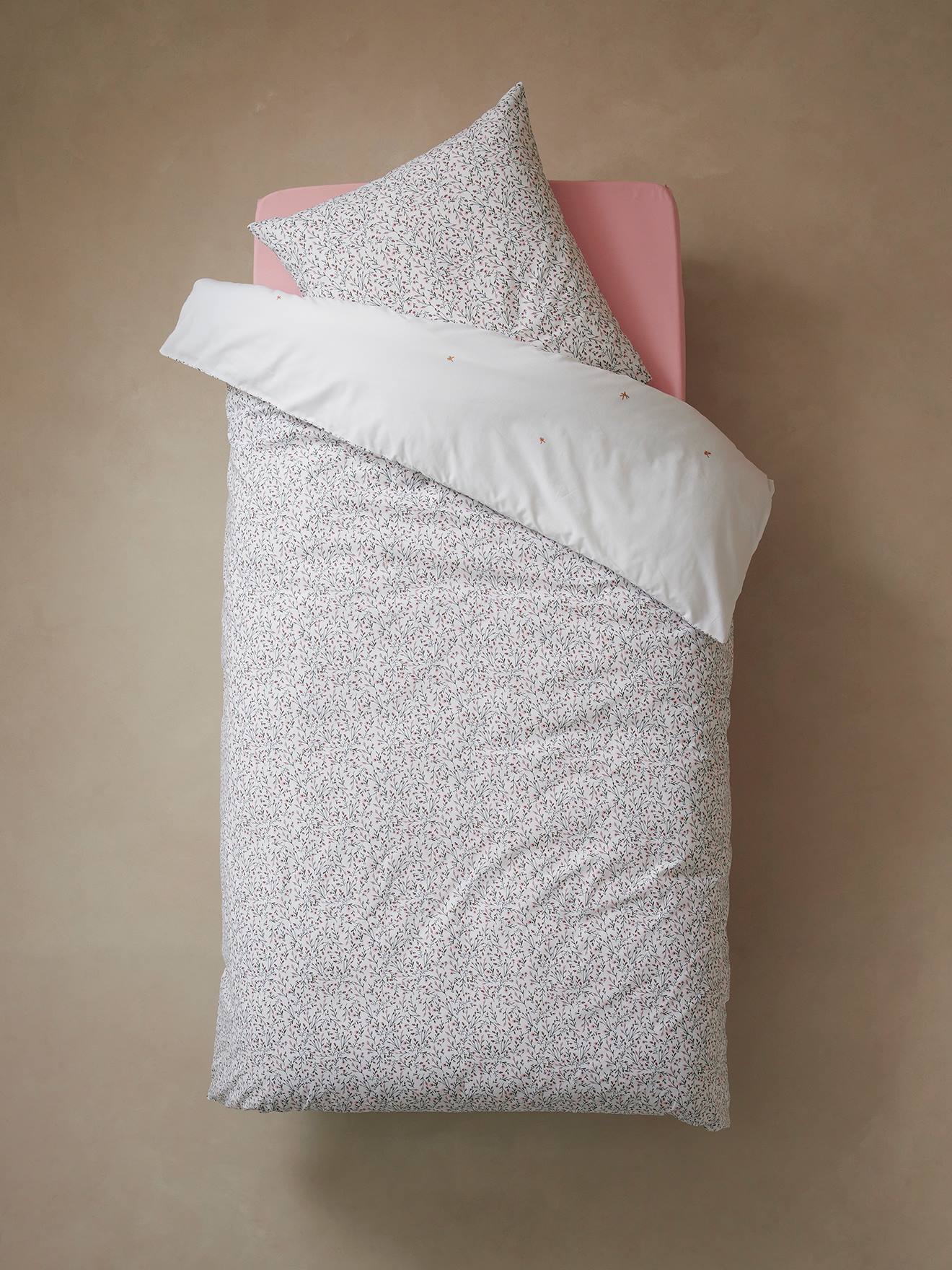 Conjunto de capa de edredom e fronha para bebê TO THE MOON, branco claro liso com estampas.