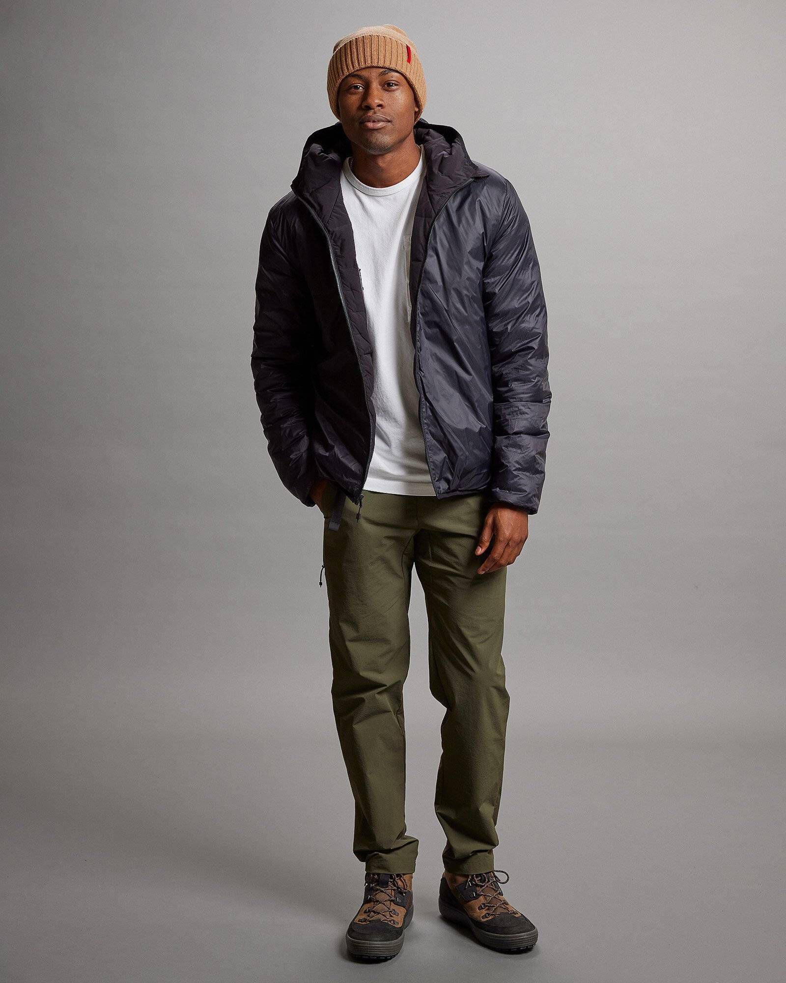 The Mountain Studio| Herren Steppjacke D-3L REVERSIBLE LIGHT HOOD JACKET