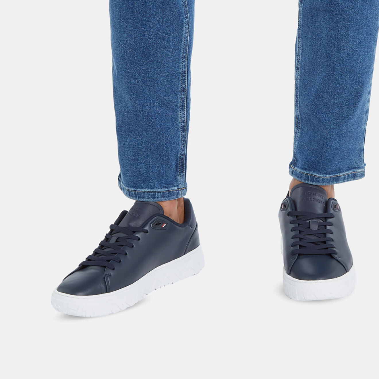 Tommy Hilfiger Baskets en Cuir Modern Court bleu marine