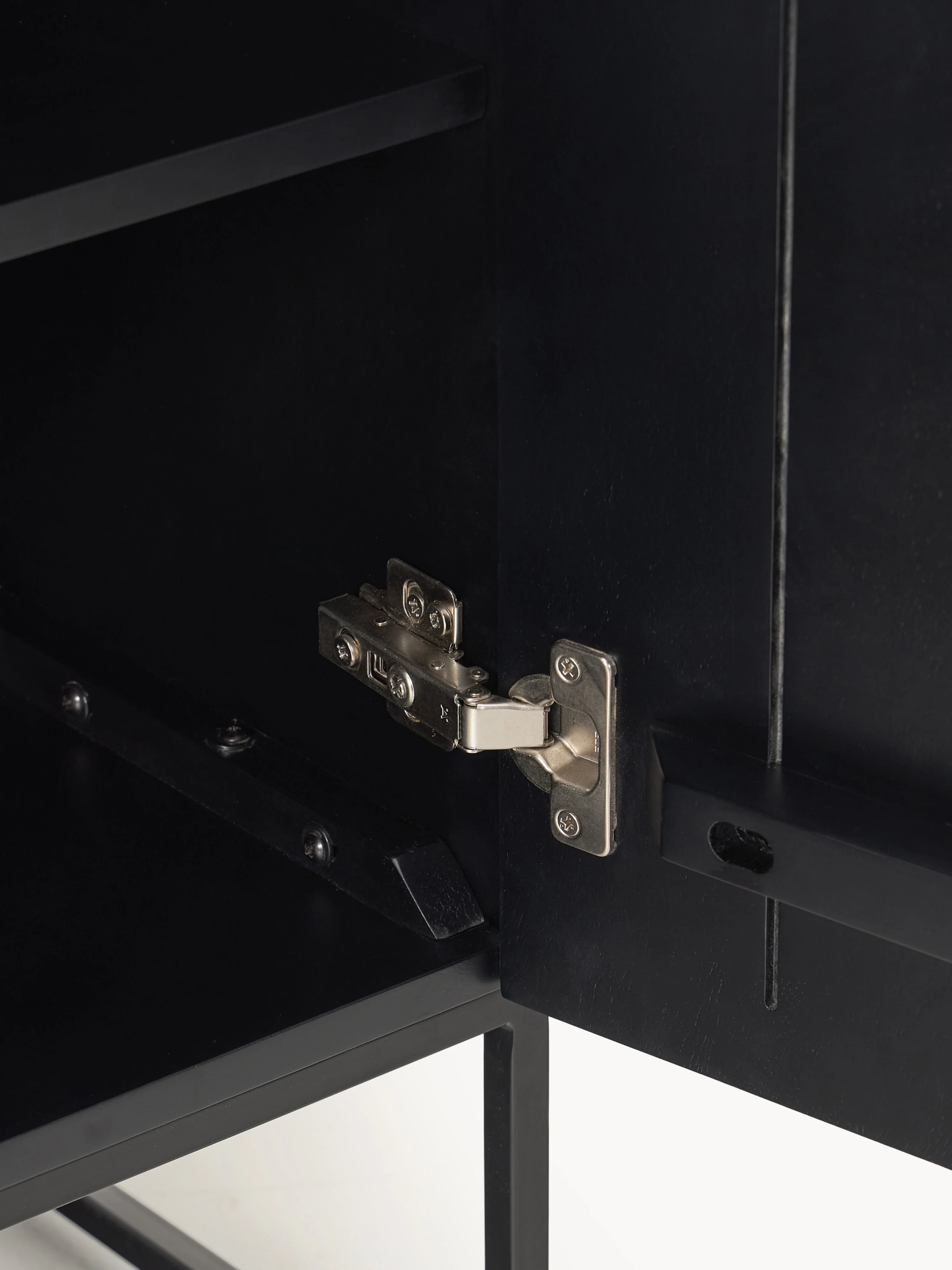 Dressoir Lyle van mangohout