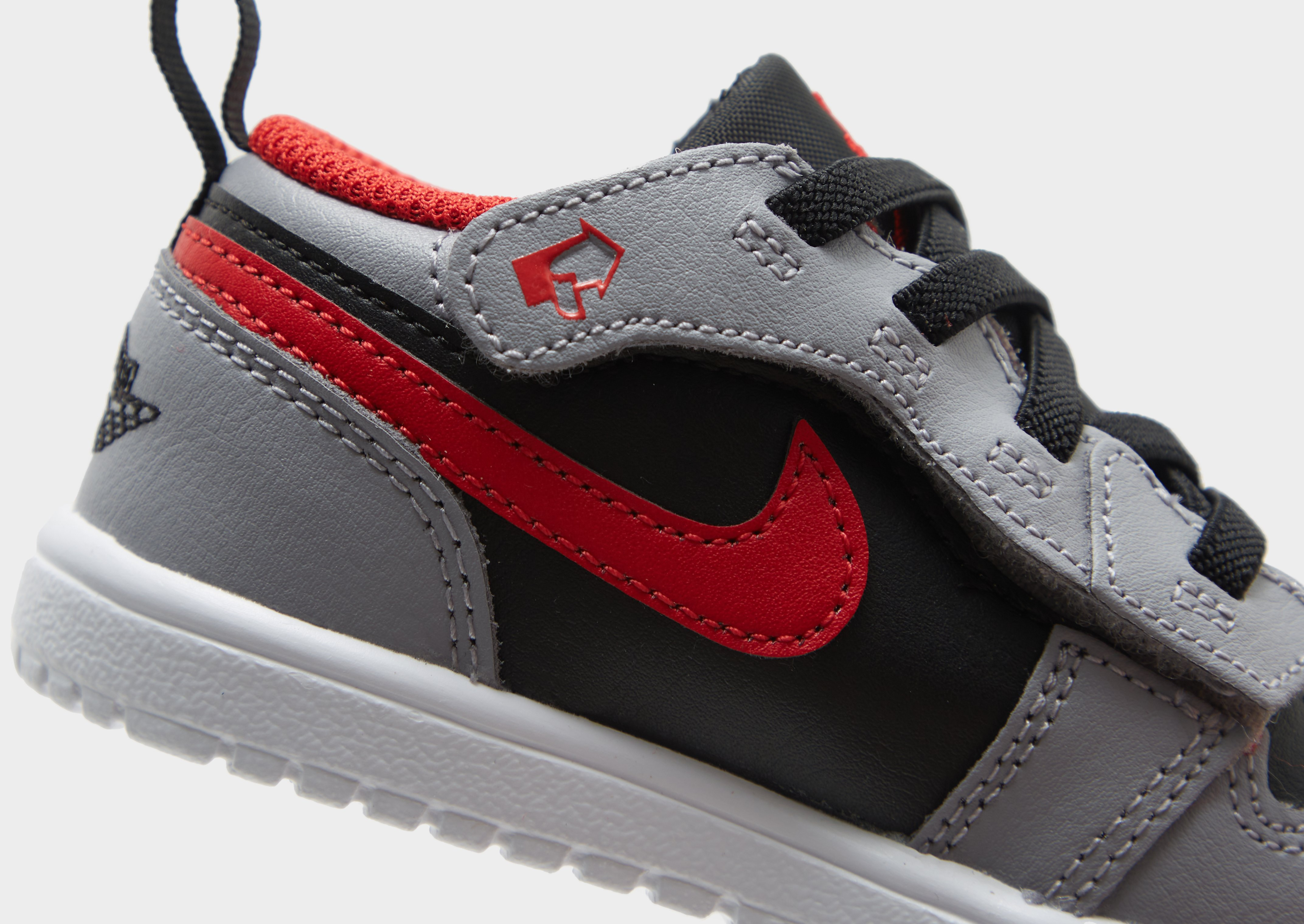 Jordan AJ1 Low Bébé