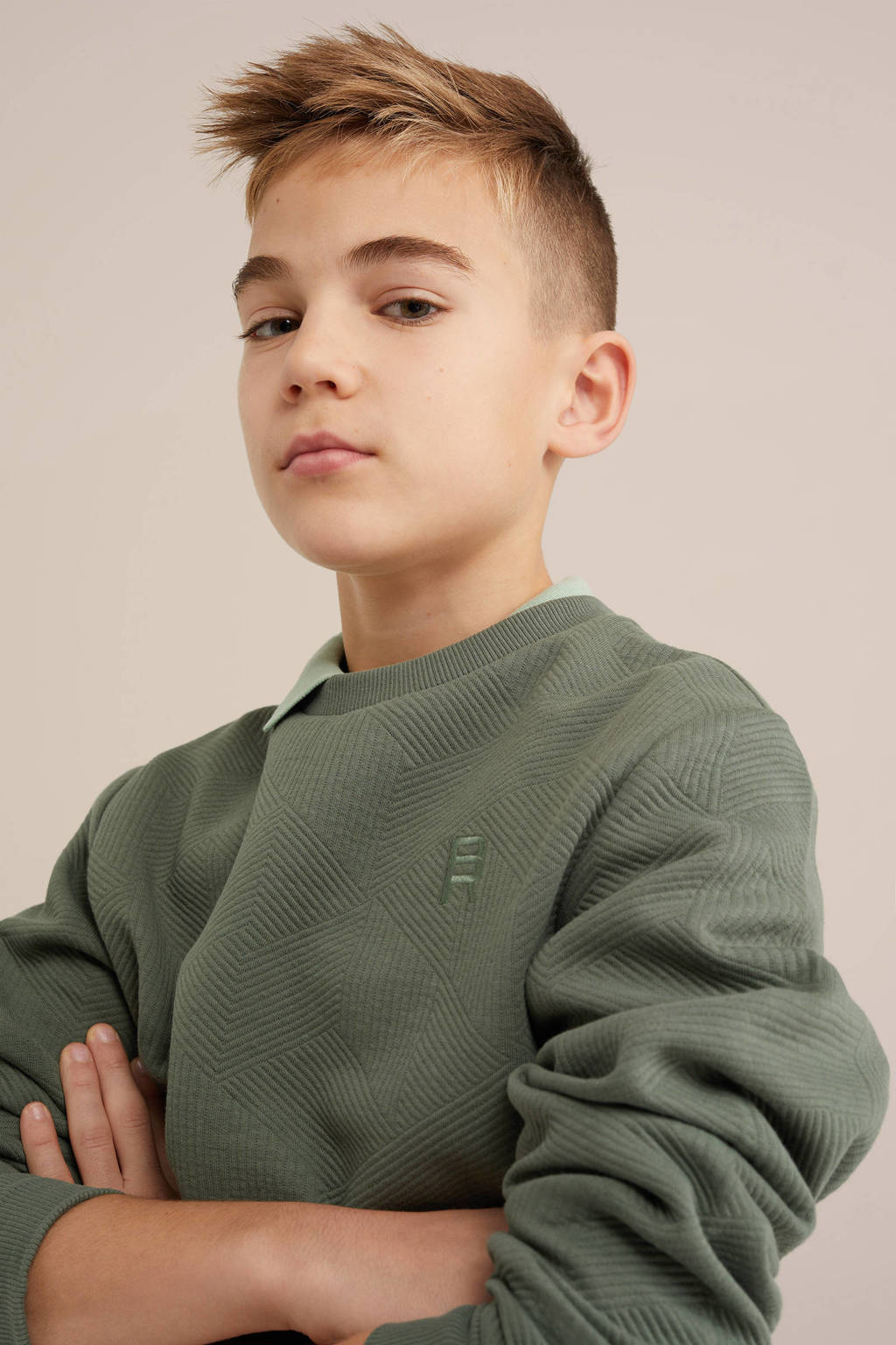 WE Fashion sweater
