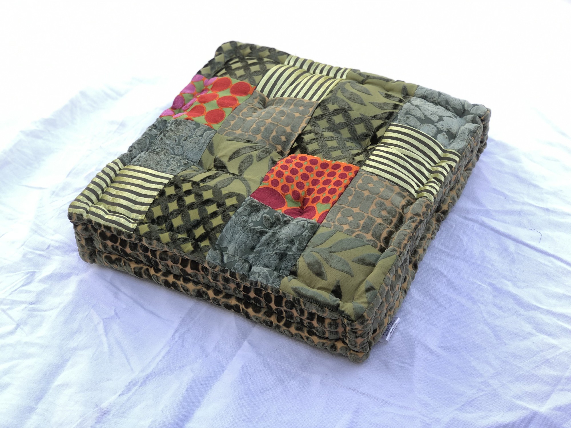 Sitzkissen Patchwork, grün, T 45 cm, B 45 cm, H 10 cm von fischer's lagerhaus