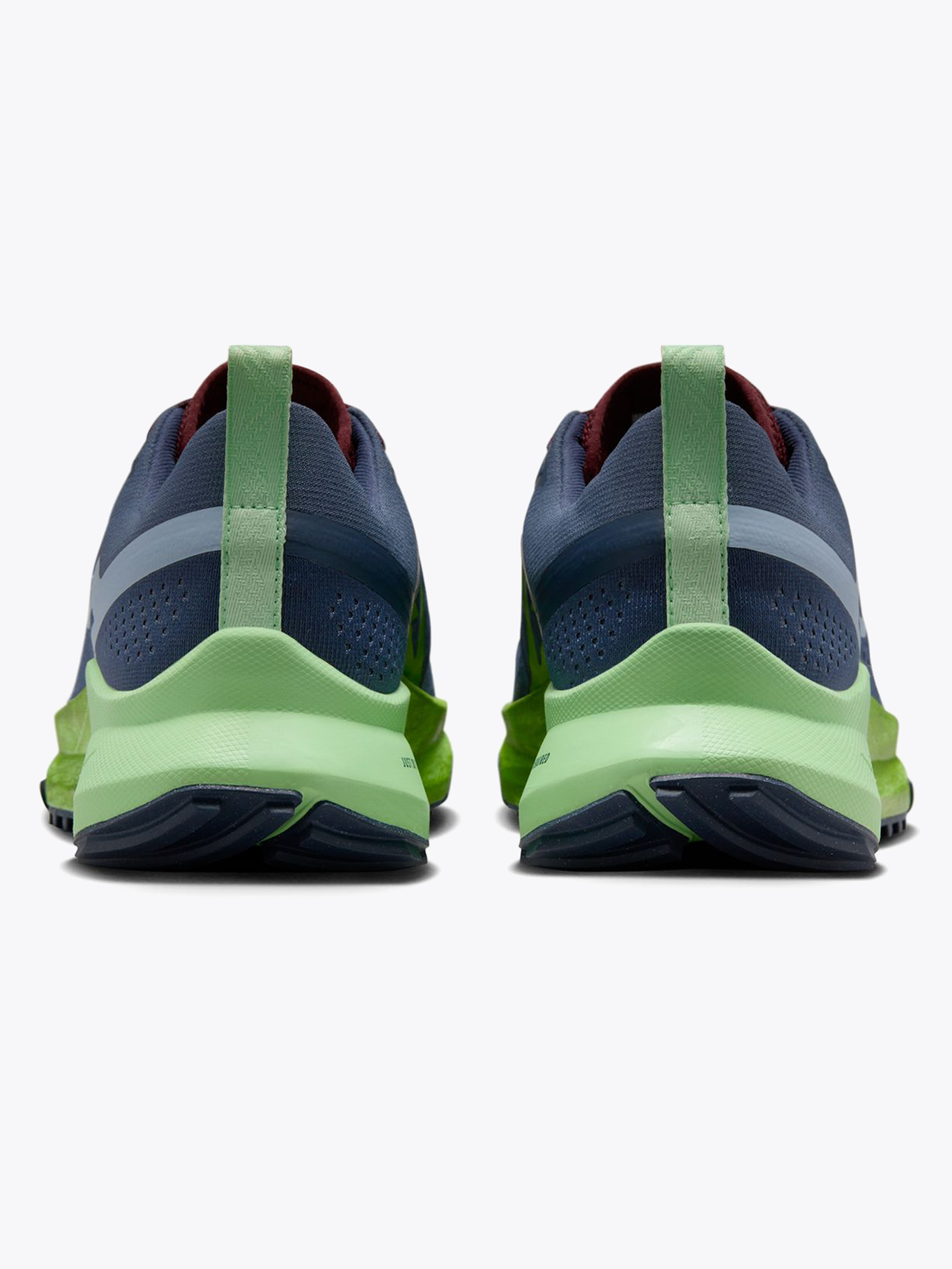 React Pegasus Trail 4