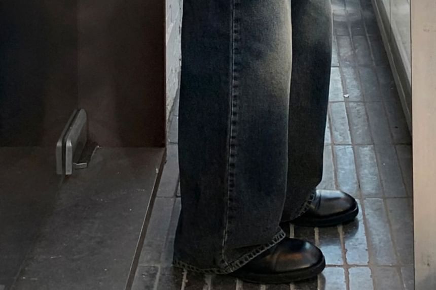 SeoulPop - Mid Waist Washed Straight Leg Jeans