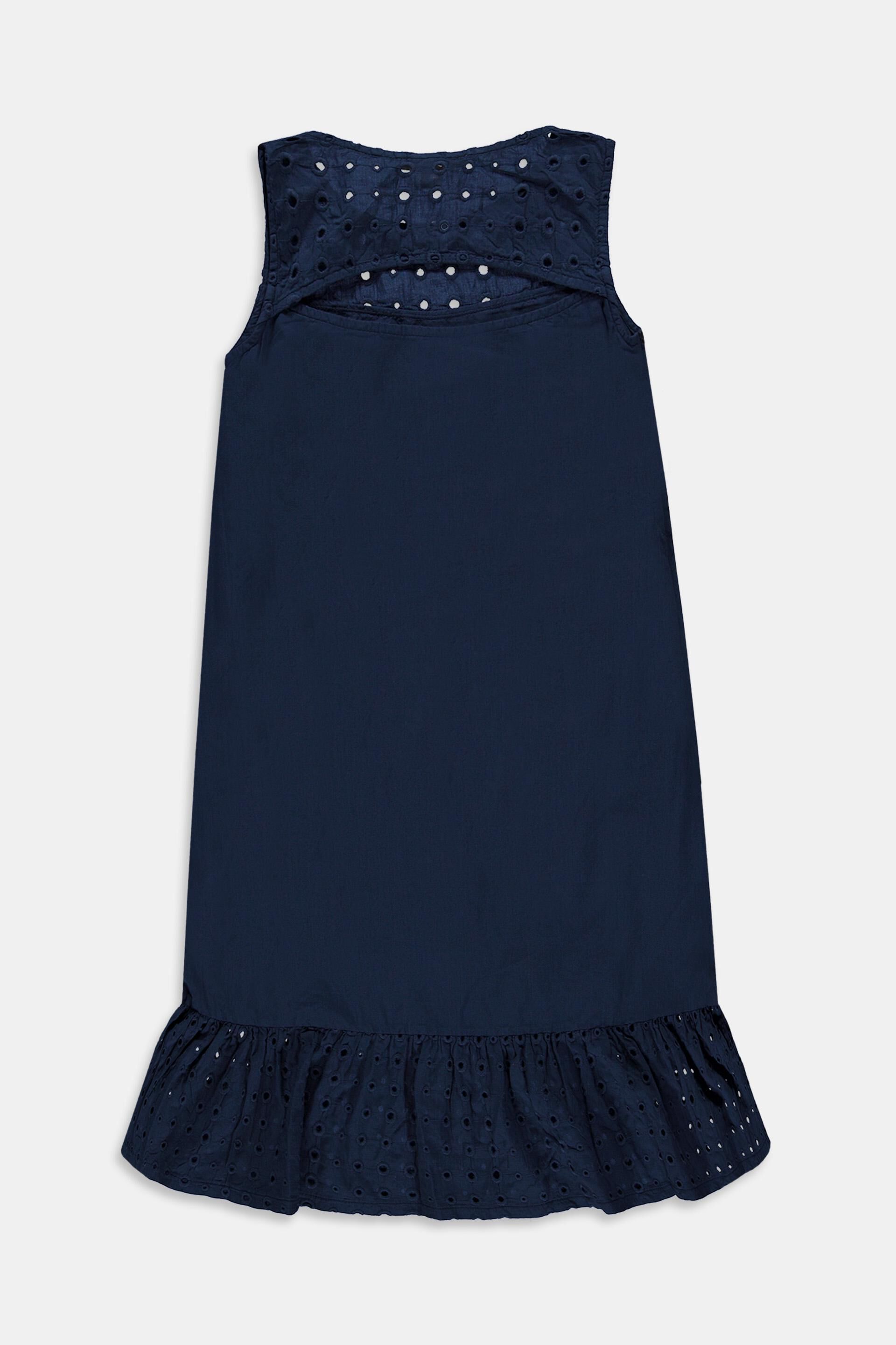 Dresses woven
