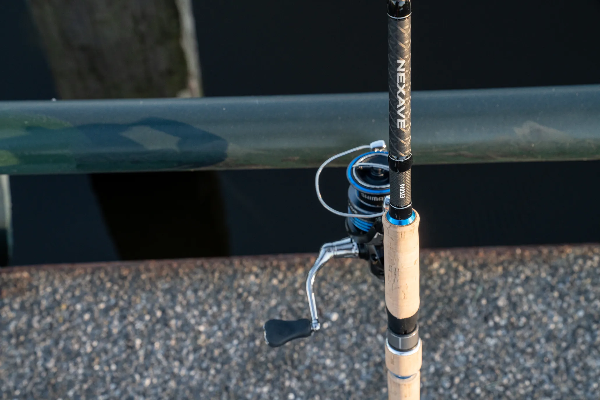 Shimano Rod Nexave Spinning Mod-Fast Black/ Dark Blue