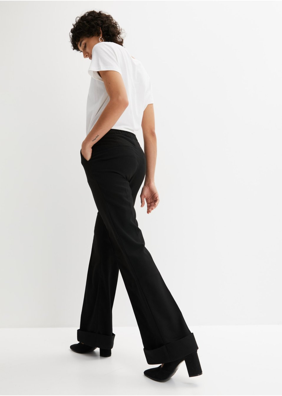 Pantalon Flared avec revers
