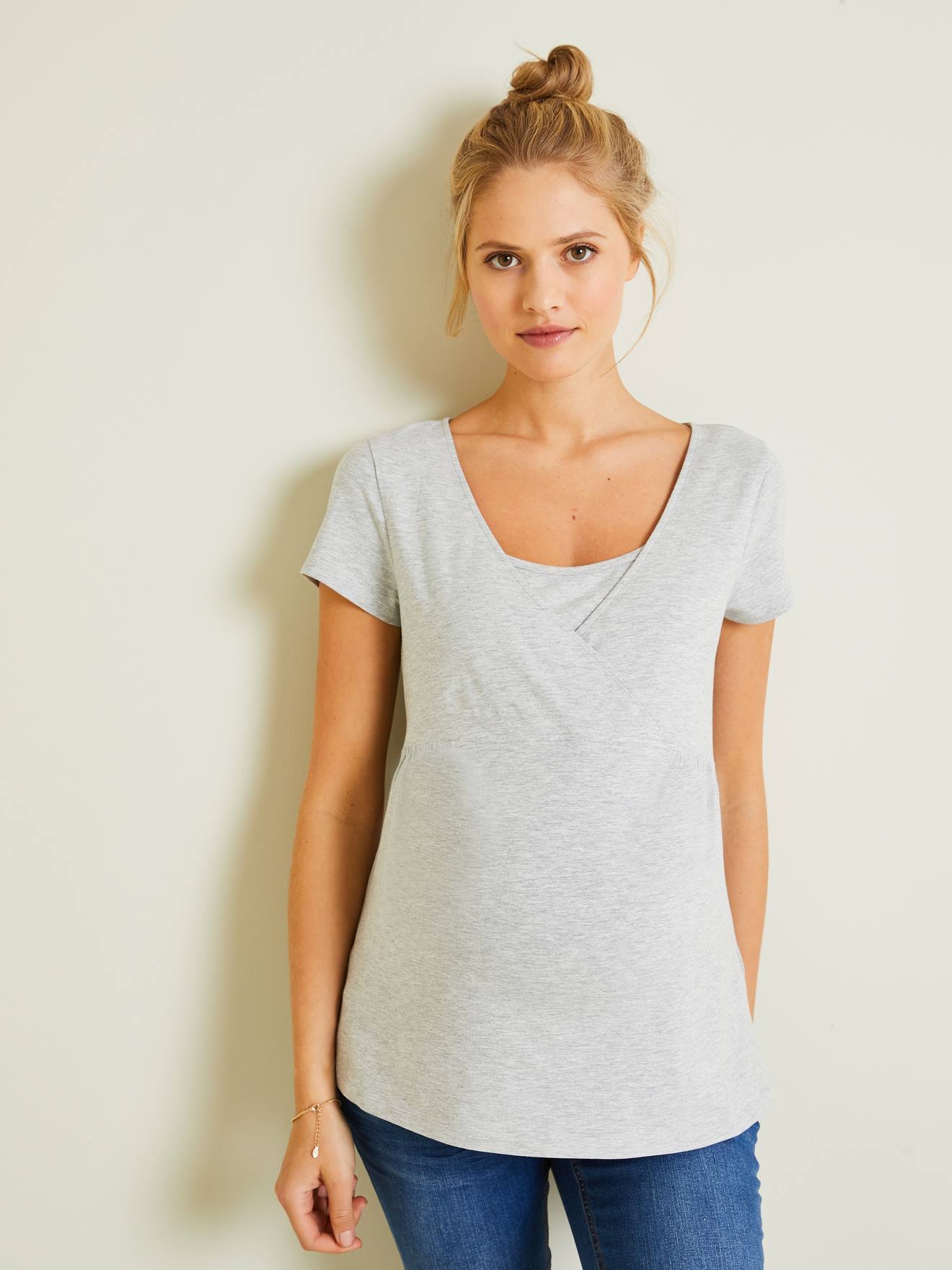 Conjunto de 2 camisetas lisas azul-escuras para gestantes e lactantes.