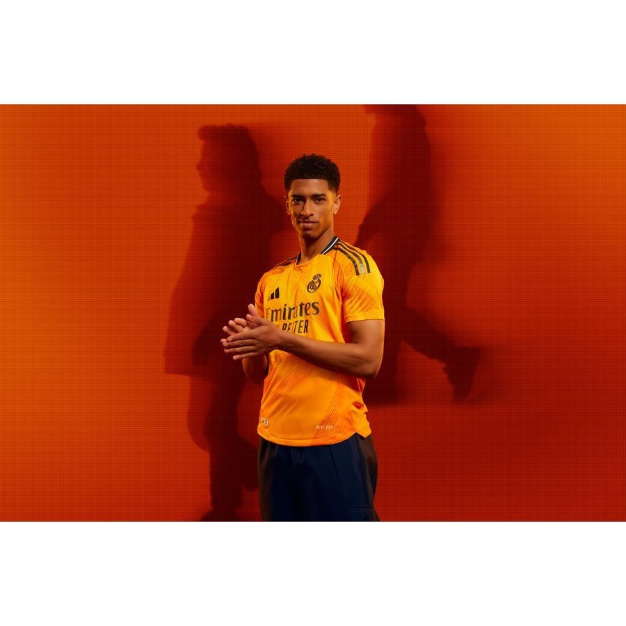 Real Madrid Maillot Extérieur 2024/25 Authentic