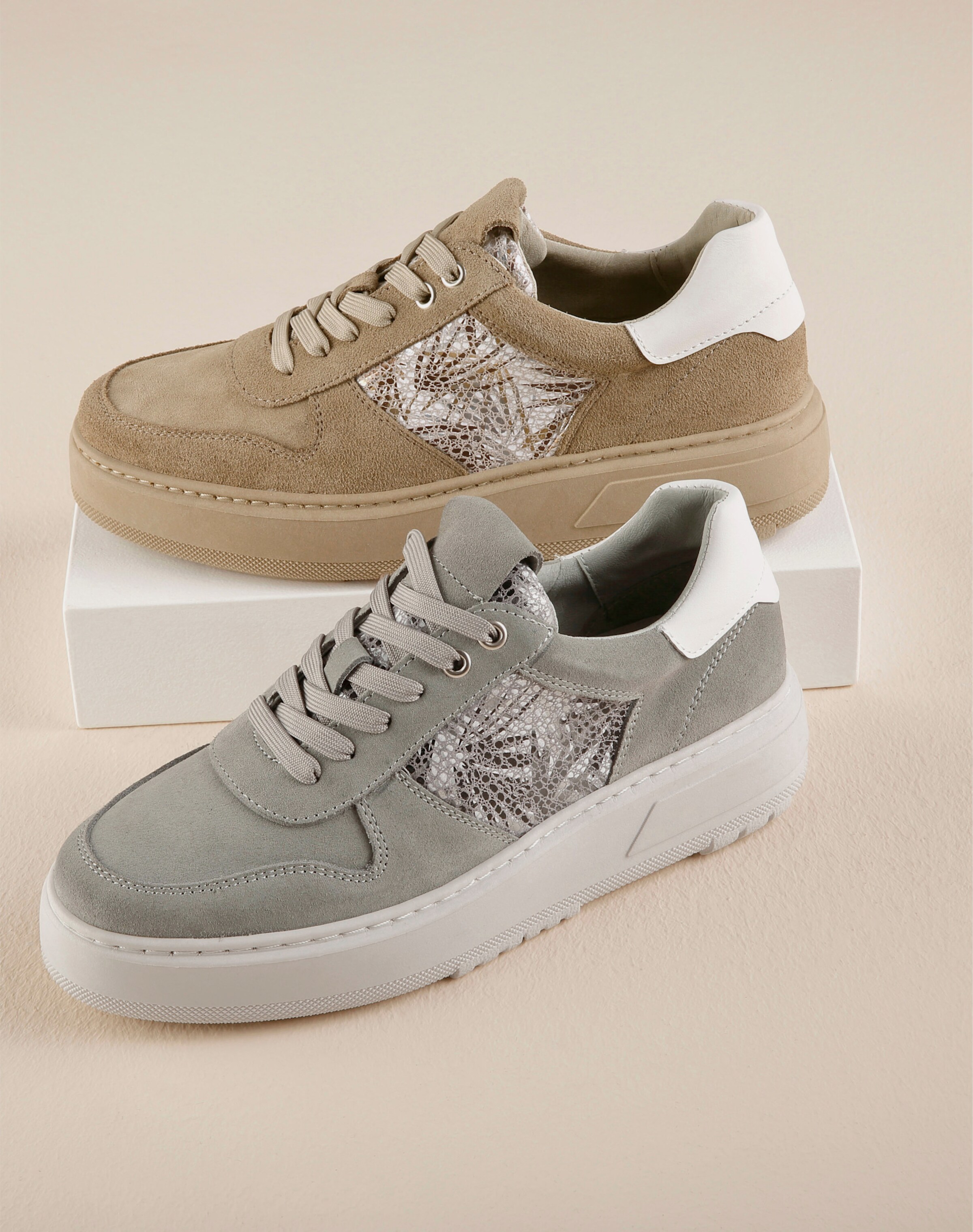 Sneaker