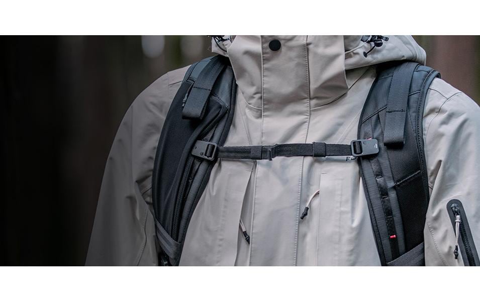 Fotorucksack OneMo 2 25L Space Black<br>Leistungsstarker Rucksack, der überall einsetzbar ist