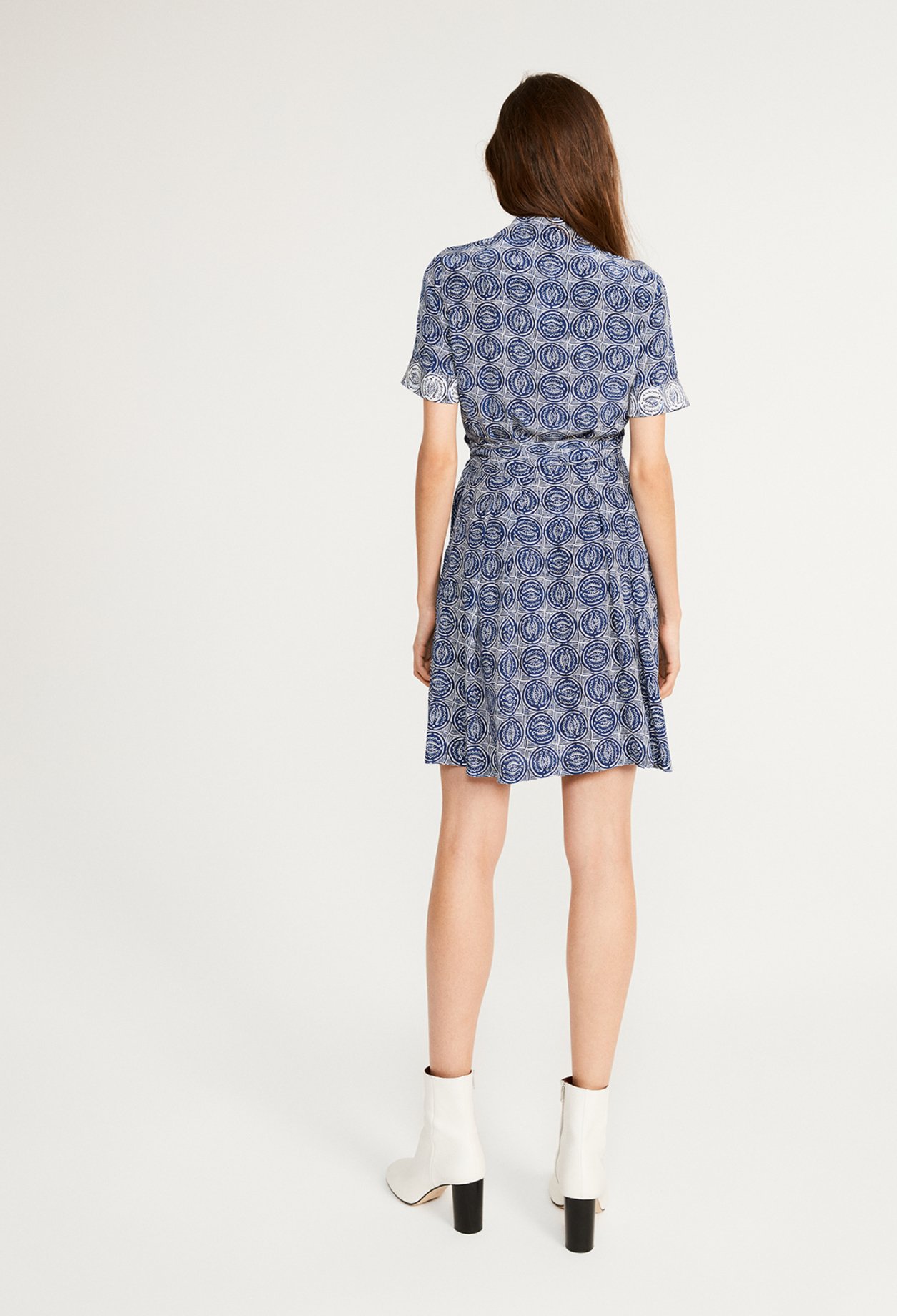 Robe &agrave; motifs