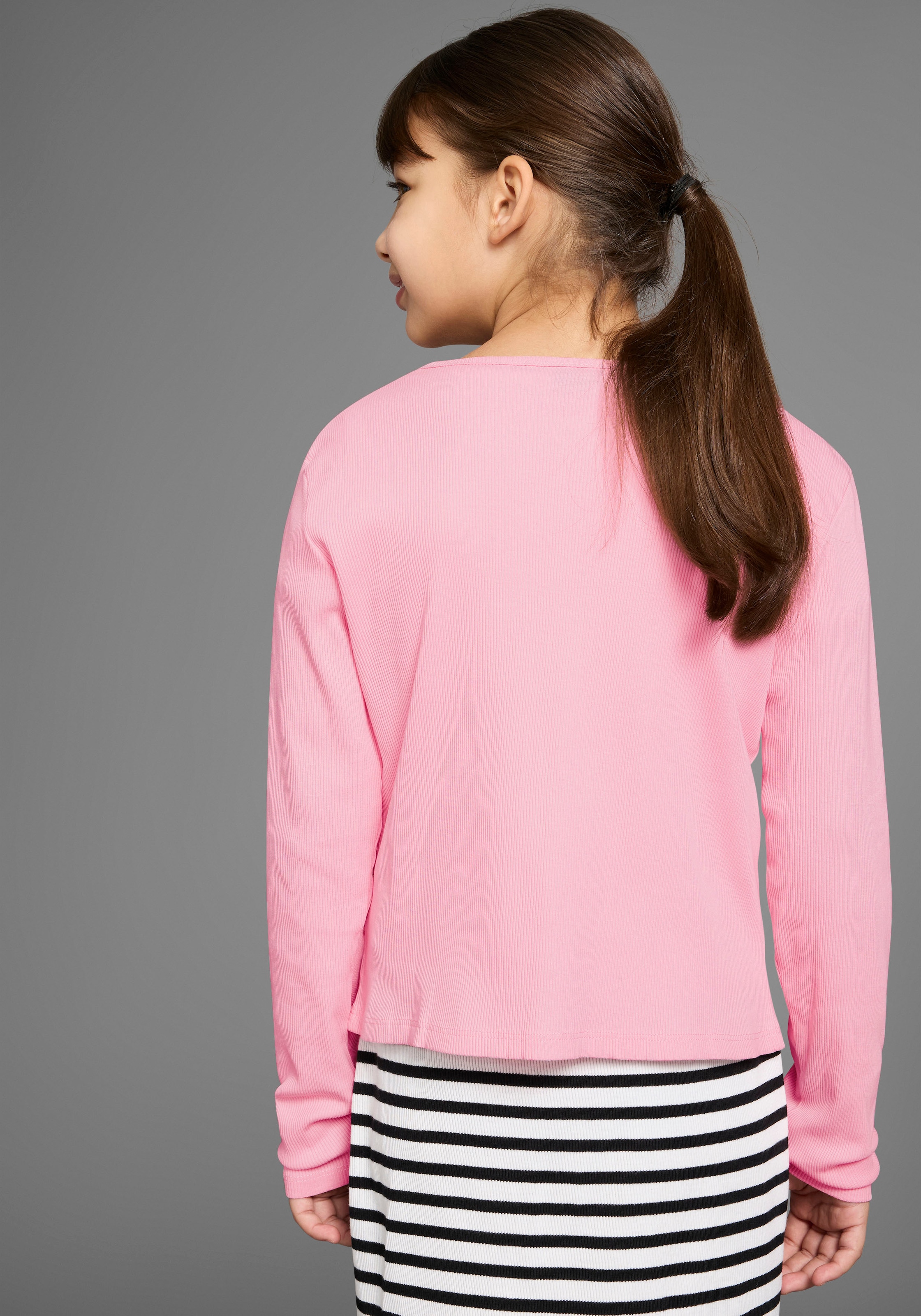 KIDSWORLD Sweatjacke »Shirtjacke aus weichem Rippmaterial«, Feine Shirtjacke für jeden Anlass