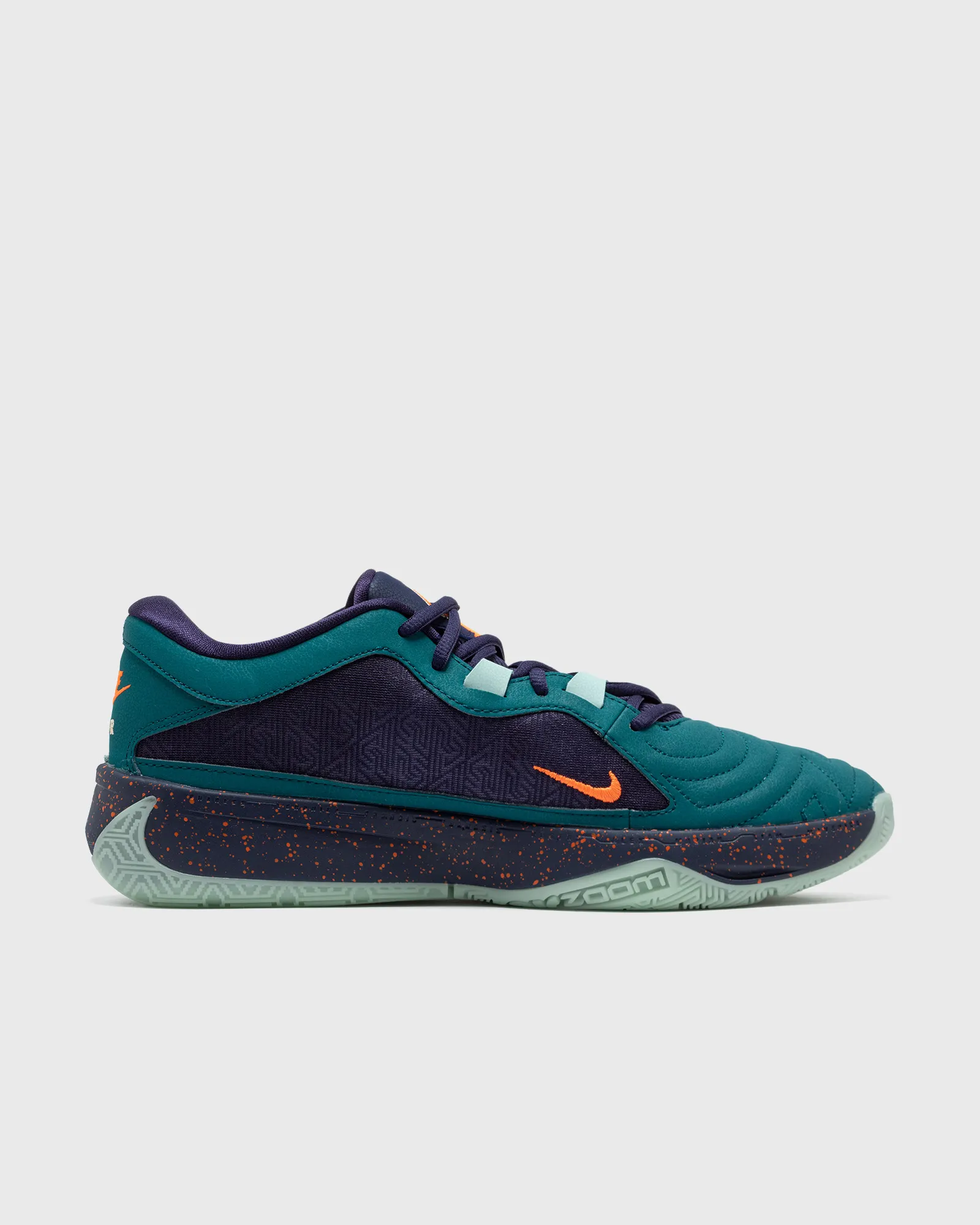 Nike Freak 5 Basketball Shoes