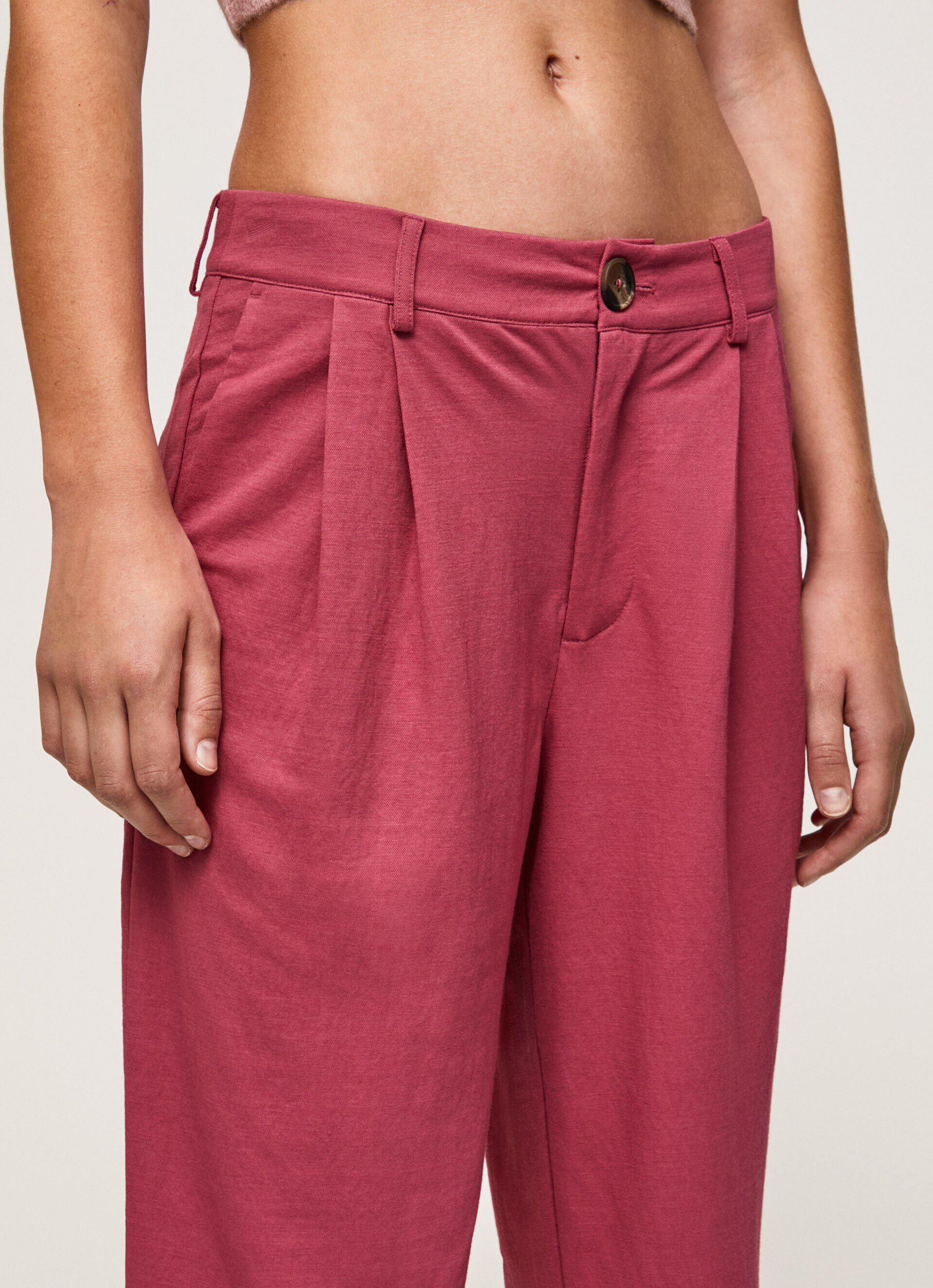Calça chino de tecido fluido - rosa blush escuro
