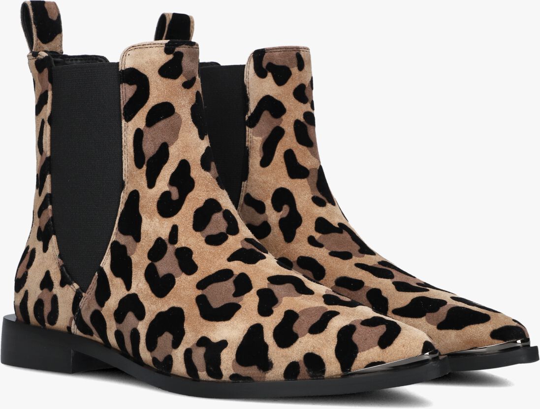 beige stefano lauran chelsea boots pe2061