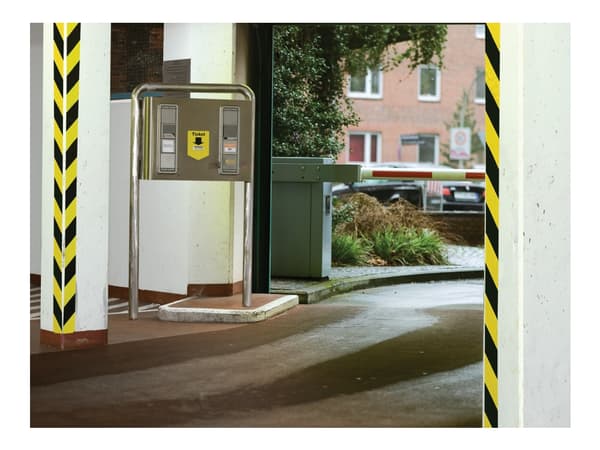 Tesa Signal Universal - Maskeringstape - 50 mm x 66 m - polypropylen - svart, gul