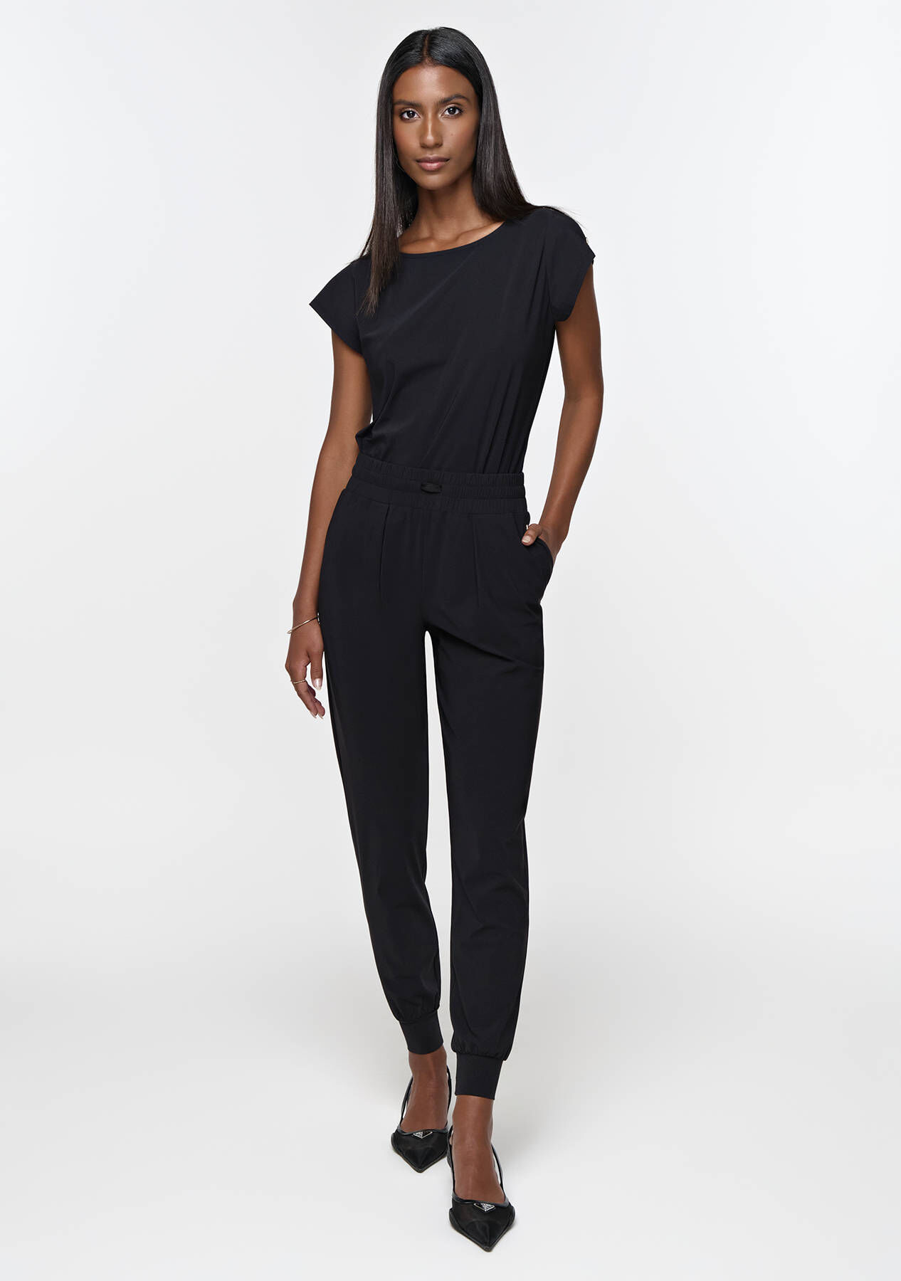 INA KESS| Damen T-Shirt OMNE