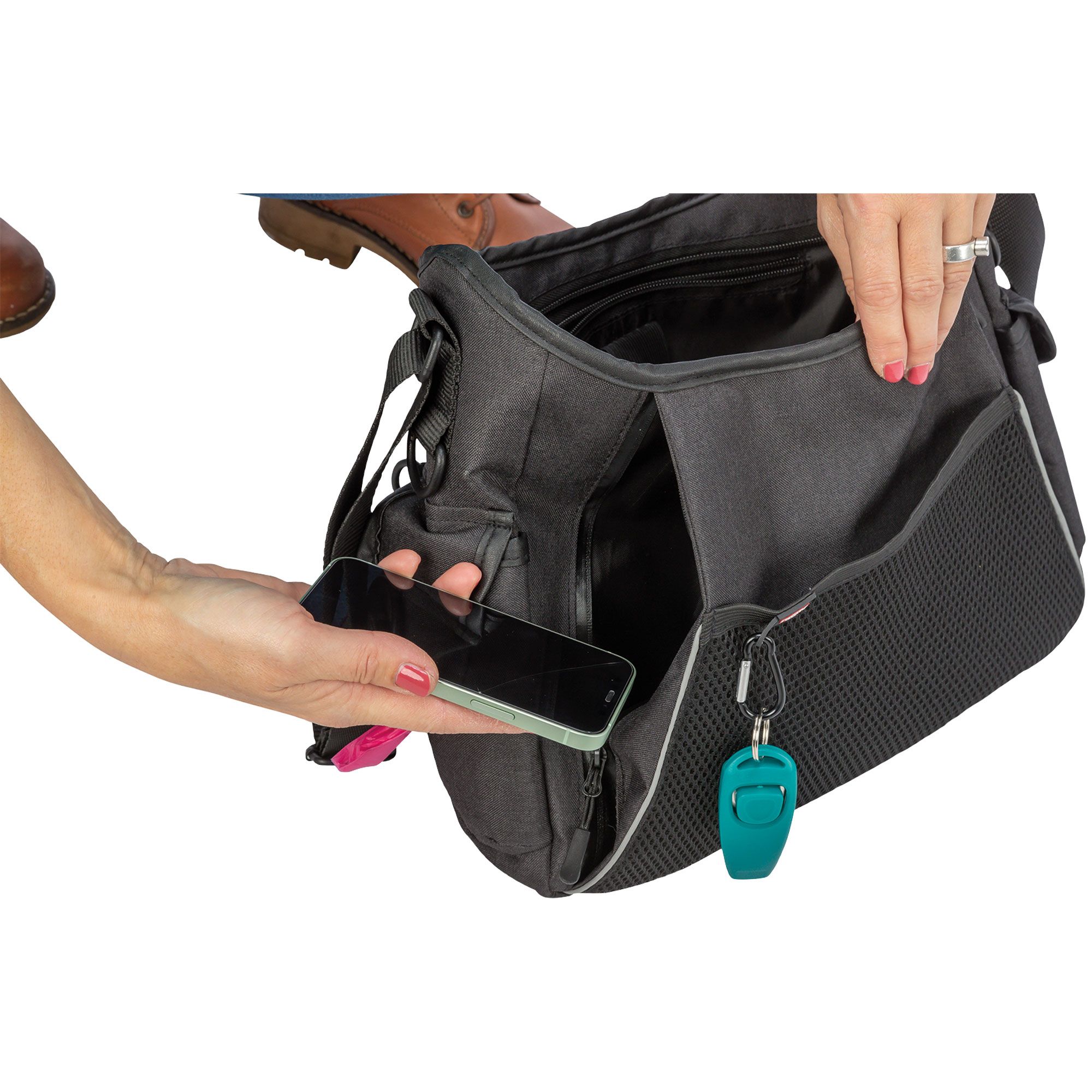 Gassi Umhängetasche - funktionale Tasche zum Gassi gehen oder Training