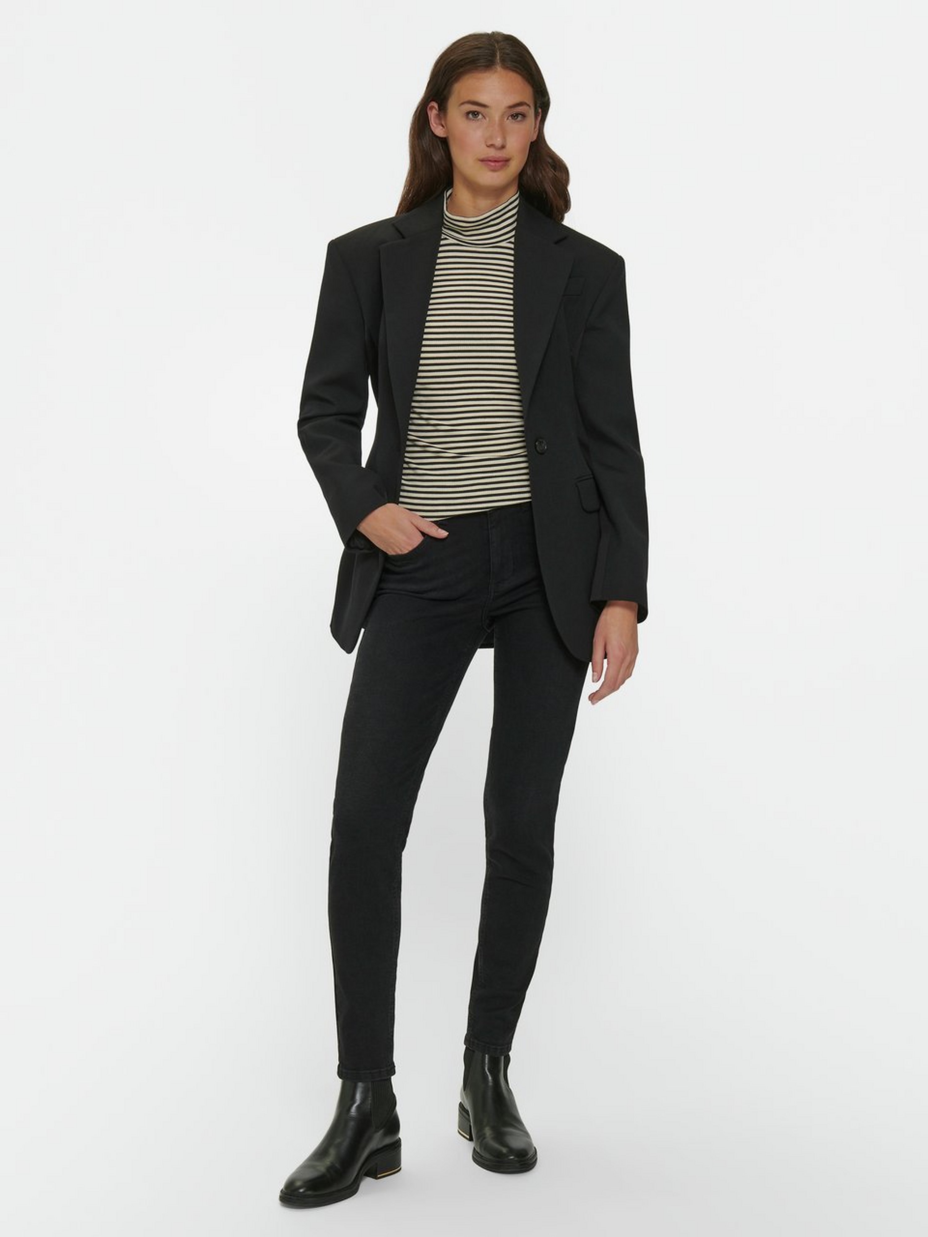 „Skinny Fit“-Jeans