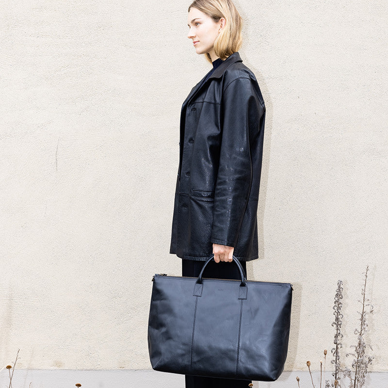 Weekender Black