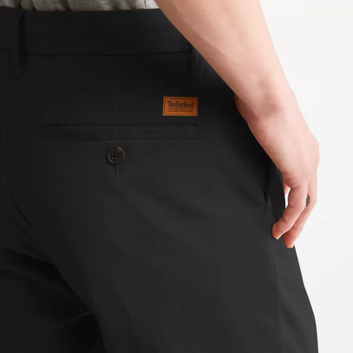 Calça chino Squam Lake Stretch para homem, na cor preta.