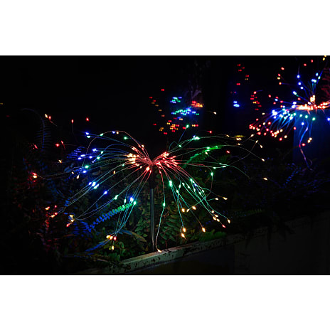 LED Fireworks dekoration med jordspyd - 180 LED