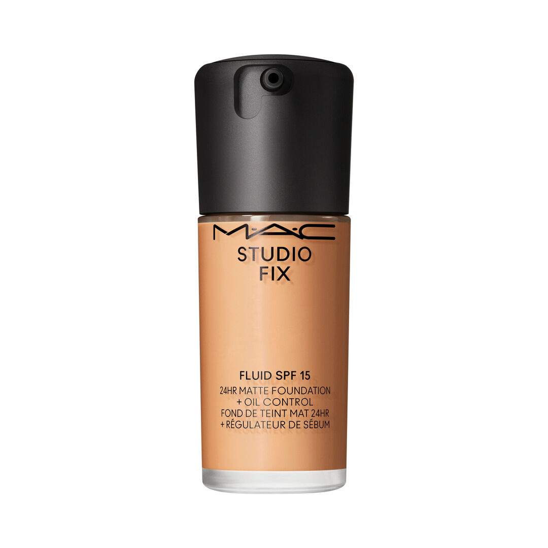 MAC STUDIO FIX FLUID SPF 15 24HR MATTE FOUNDATION + OIL CONTROL
