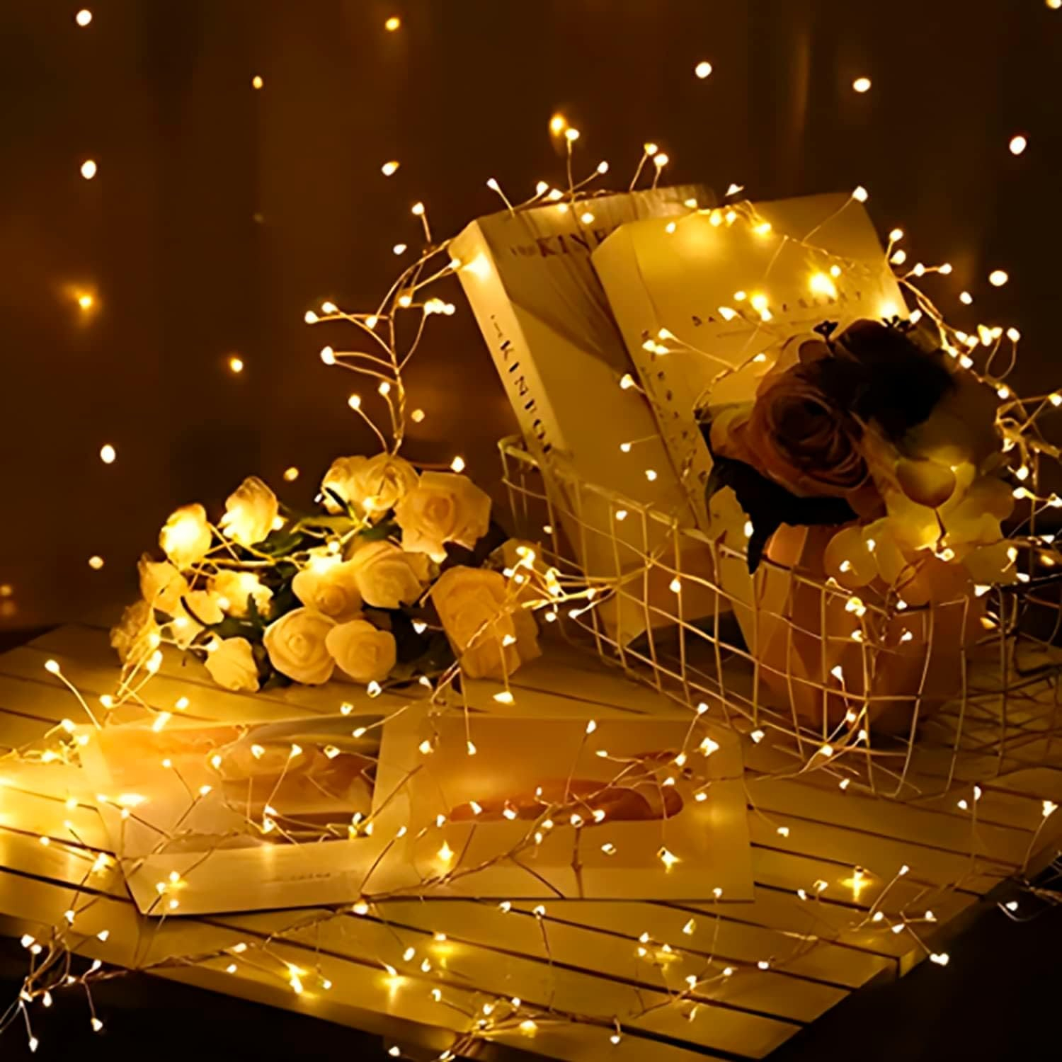 (9m) 300 LED's Deko Draht Lichterkette Feuerwerk Outdoor Beleuchtung 8 Modi   Fernbedienung IP44 (Batteriebetrieben) - Warmweiss