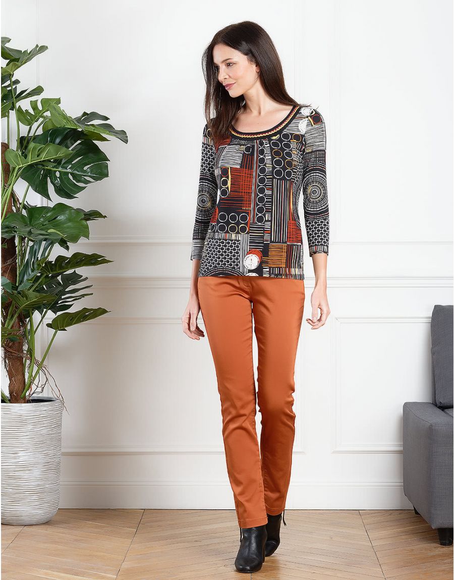 T-shirt noir imprimé ocre