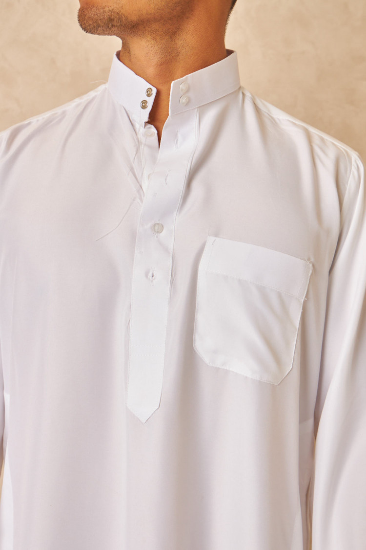 Qamis blanc
