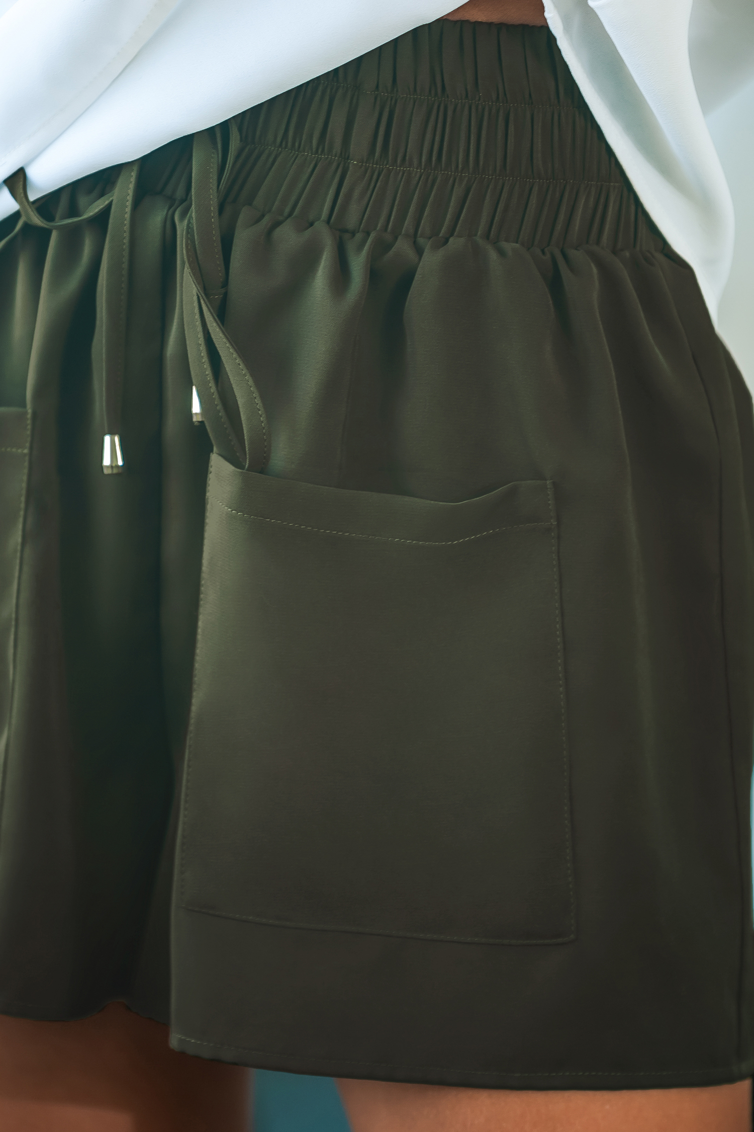 Short mini à lacer vert